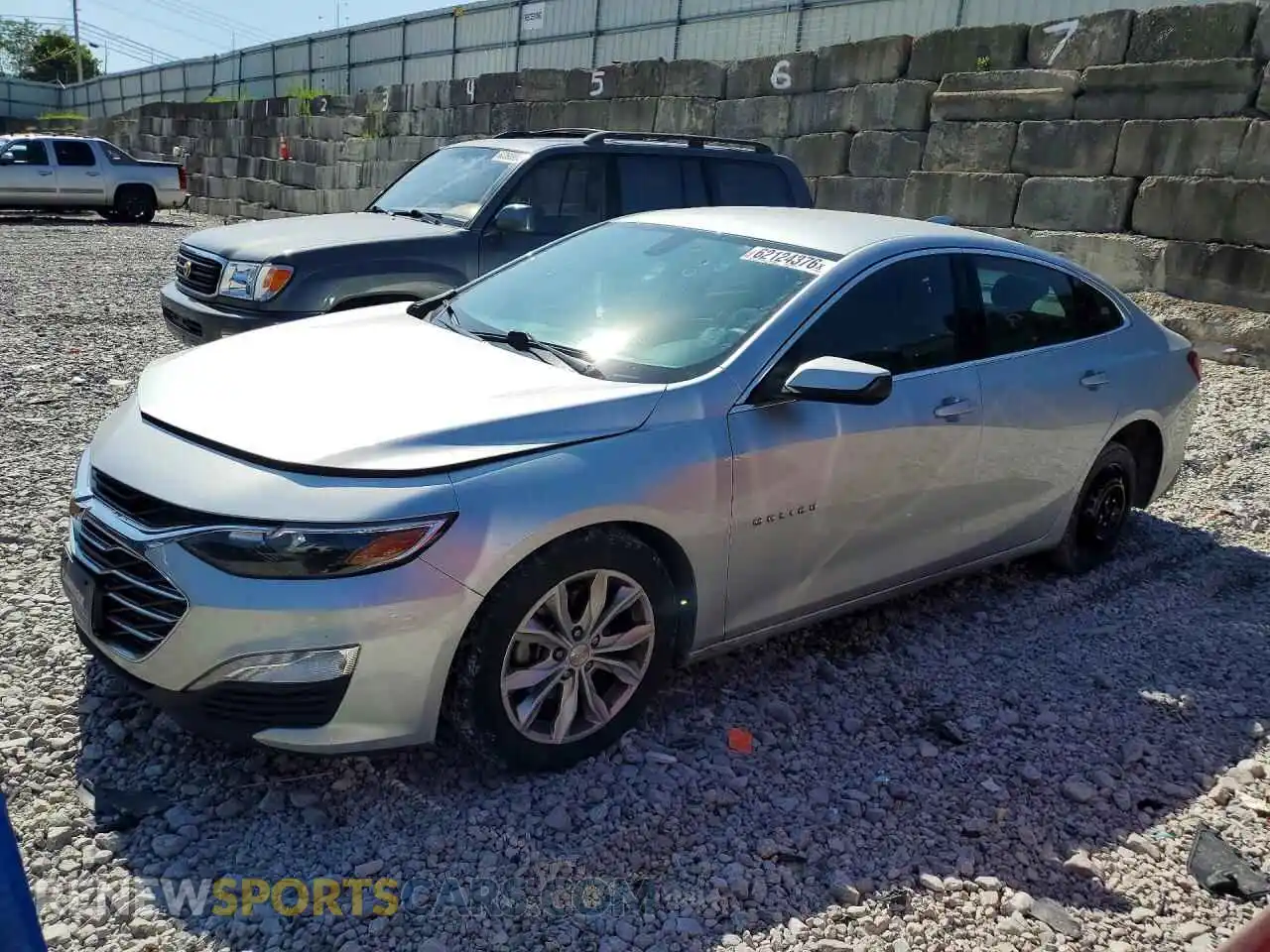 1 Photograph of a damaged car 1G1ZD5ST3MF069082 CHEVROLET MALIBU 2021