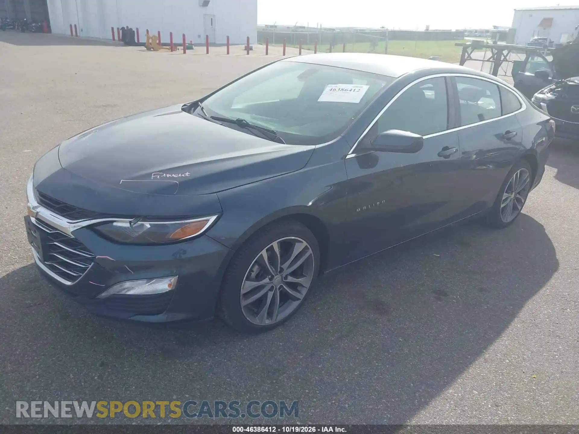 2 fotografías del automóvil dañado 1G1ZD5ST4MF005360 CHEVROLET MALIBU 2021