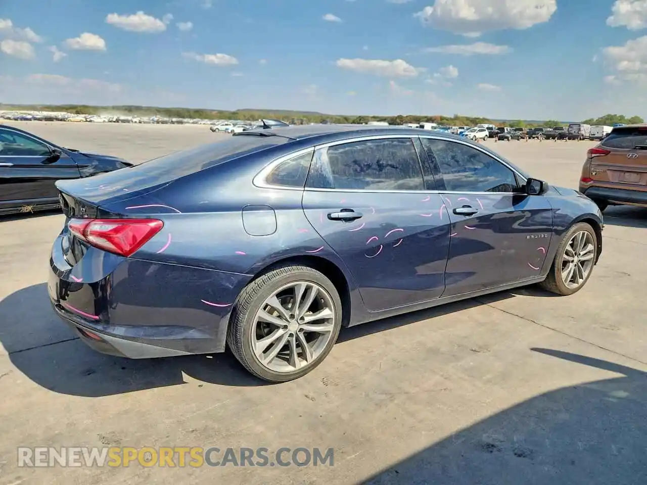 3 Photograph of a damaged car 1G1ZD5ST4MF021588 CHEVROLET MALIBU 2021