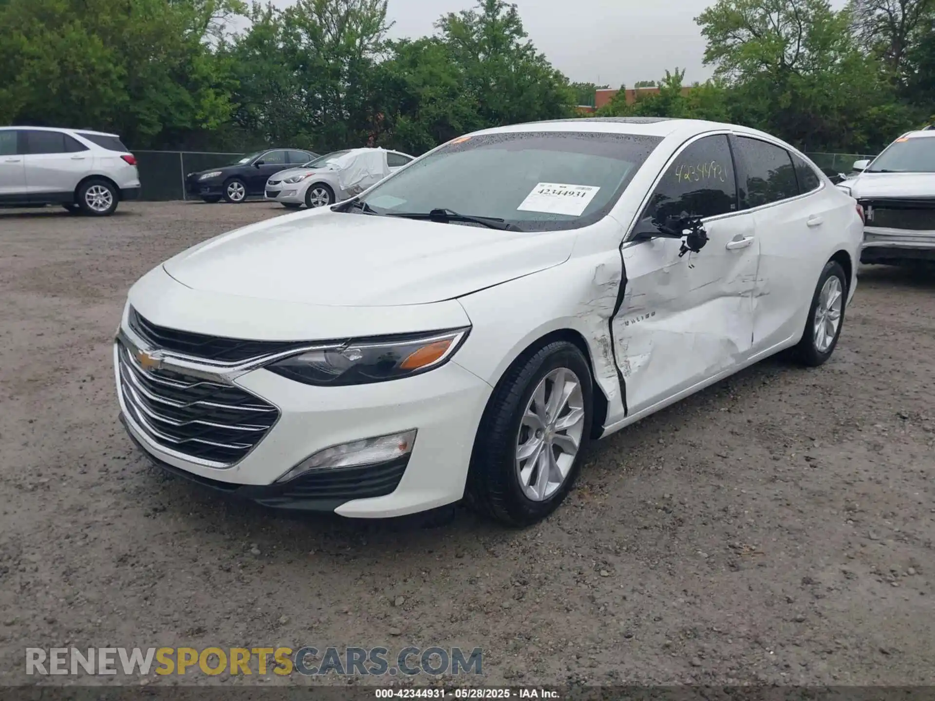 2 Photograph of a damaged car 1G1ZD5ST4MF056311 CHEVROLET MALIBU 2021