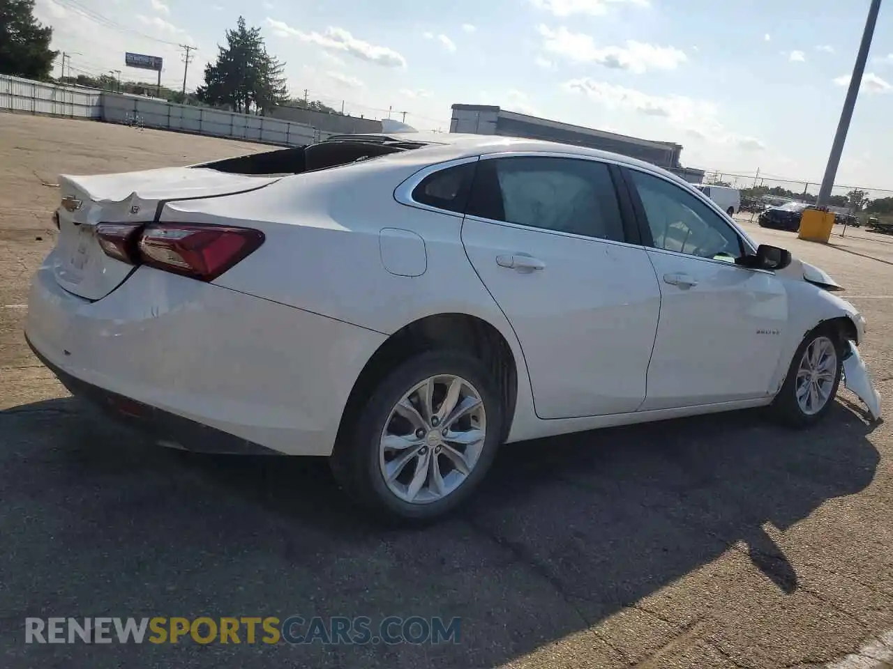 3 Фотография поврежденного автомобиля 1G1ZD5ST4MF066420 CHEVROLET MALIBU 2021