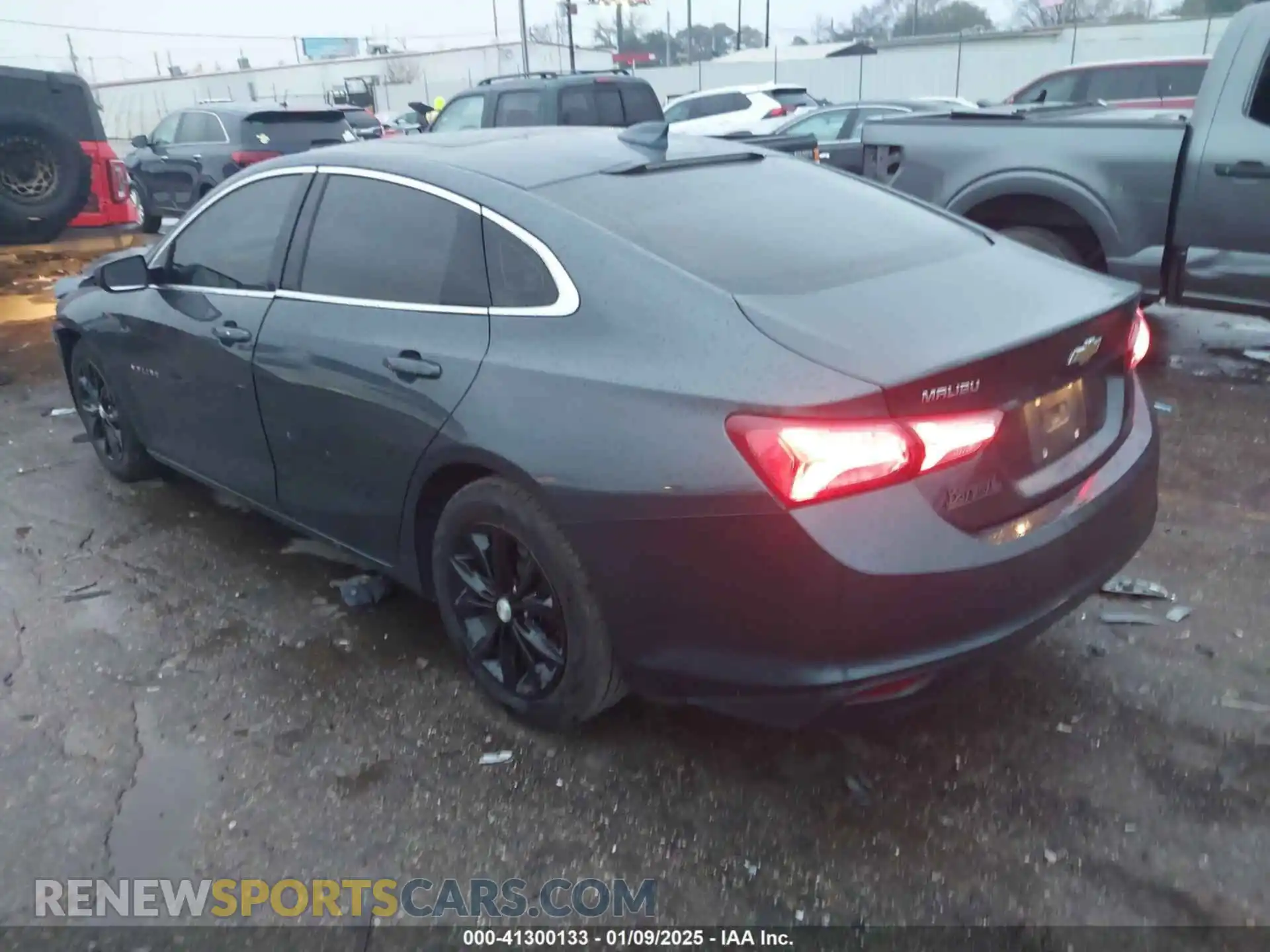 3 Photograph of a damaged car 1G1ZD5ST5MF012463 CHEVROLET MALIBU 2021
