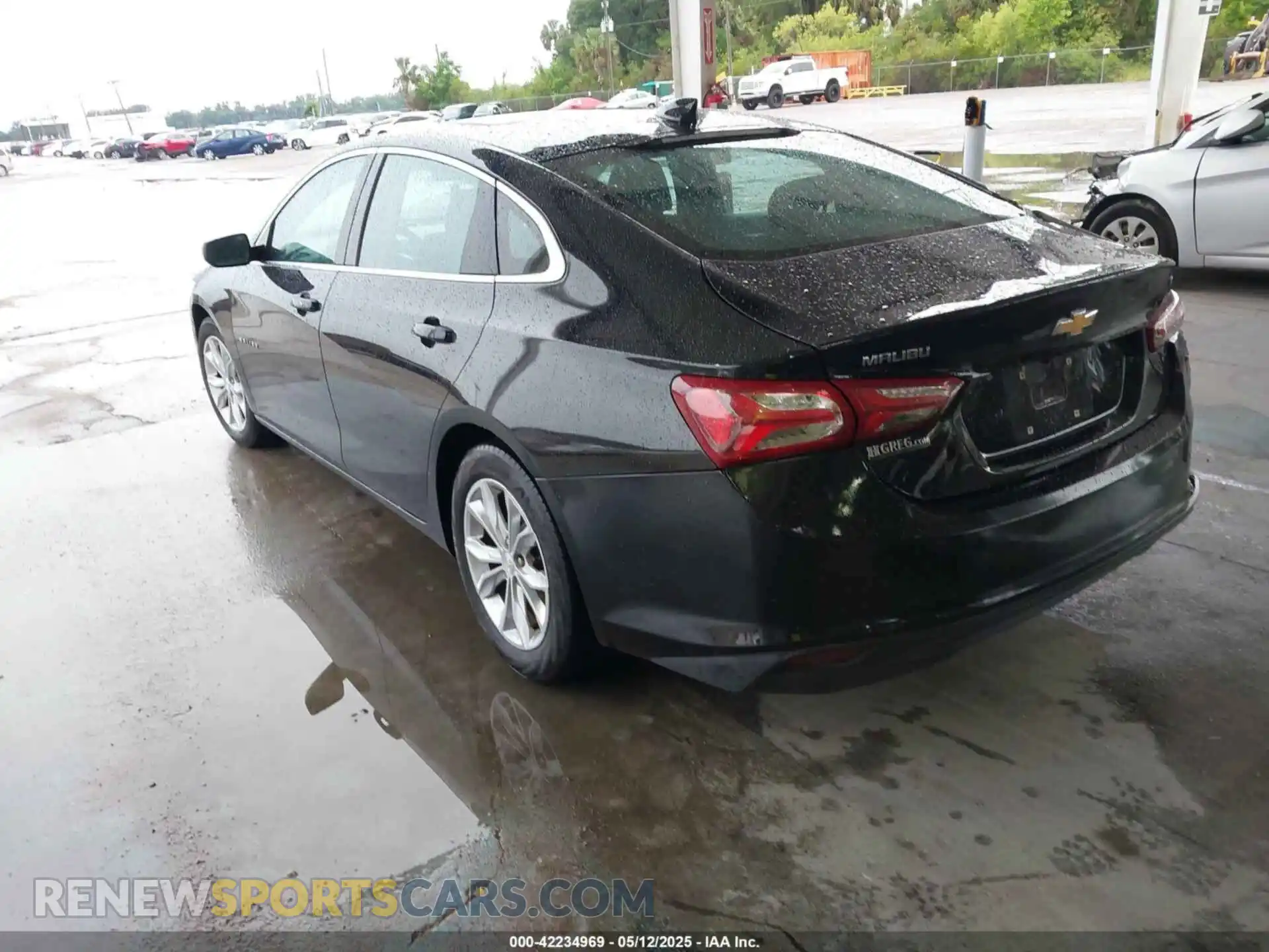 3 Photograph of a damaged car 1G1ZD5ST5MF032406 CHEVROLET MALIBU 2021