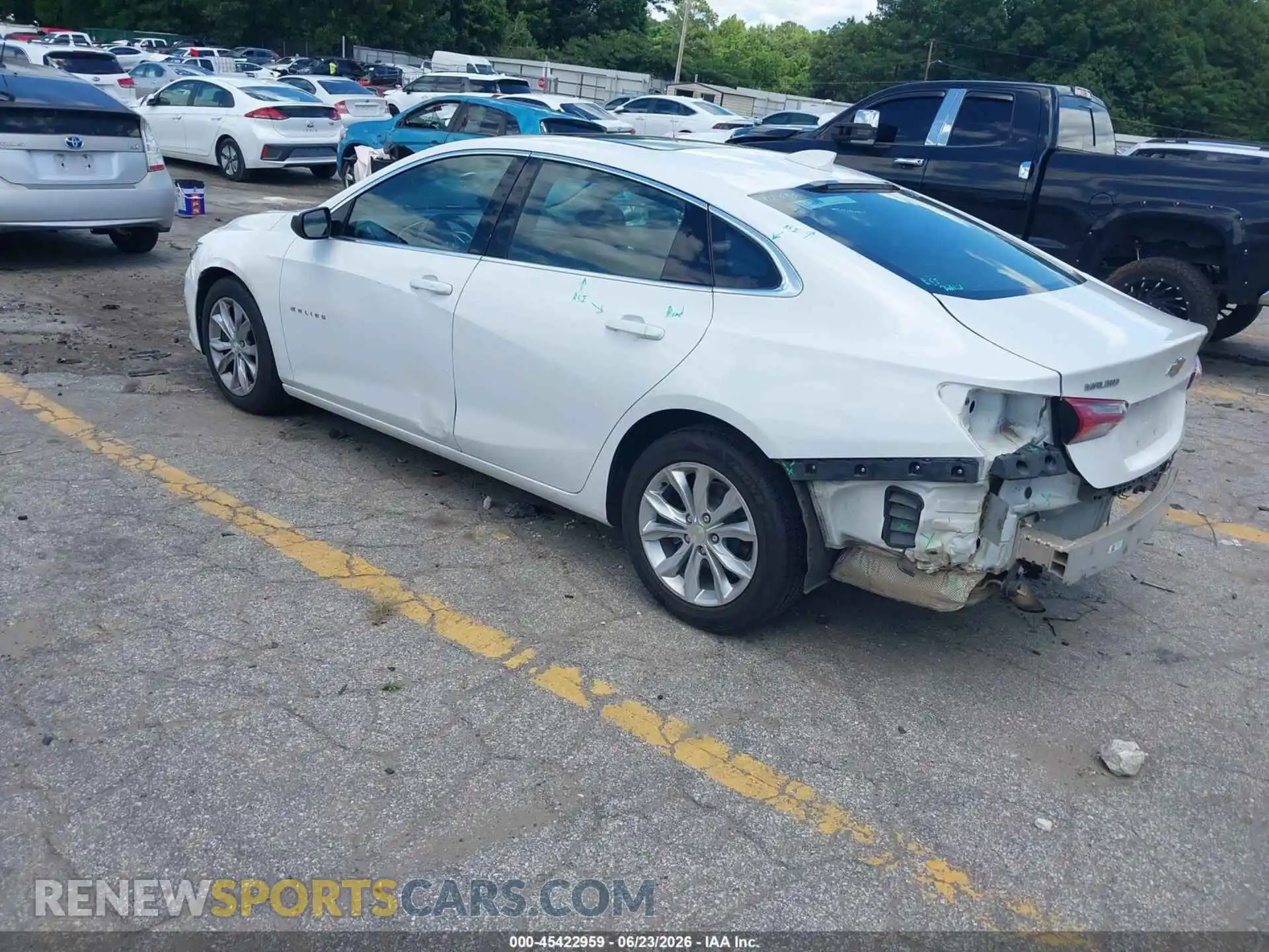 3 Photograph of a damaged car 1G1ZD5ST6MF033211 CHEVROLET MALIBU 2021