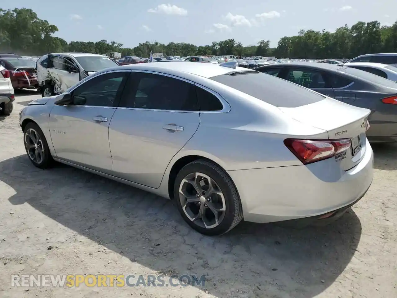 2 Photograph of a damaged car 1G1ZD5ST7MF005840 CHEVROLET MALIBU 2021