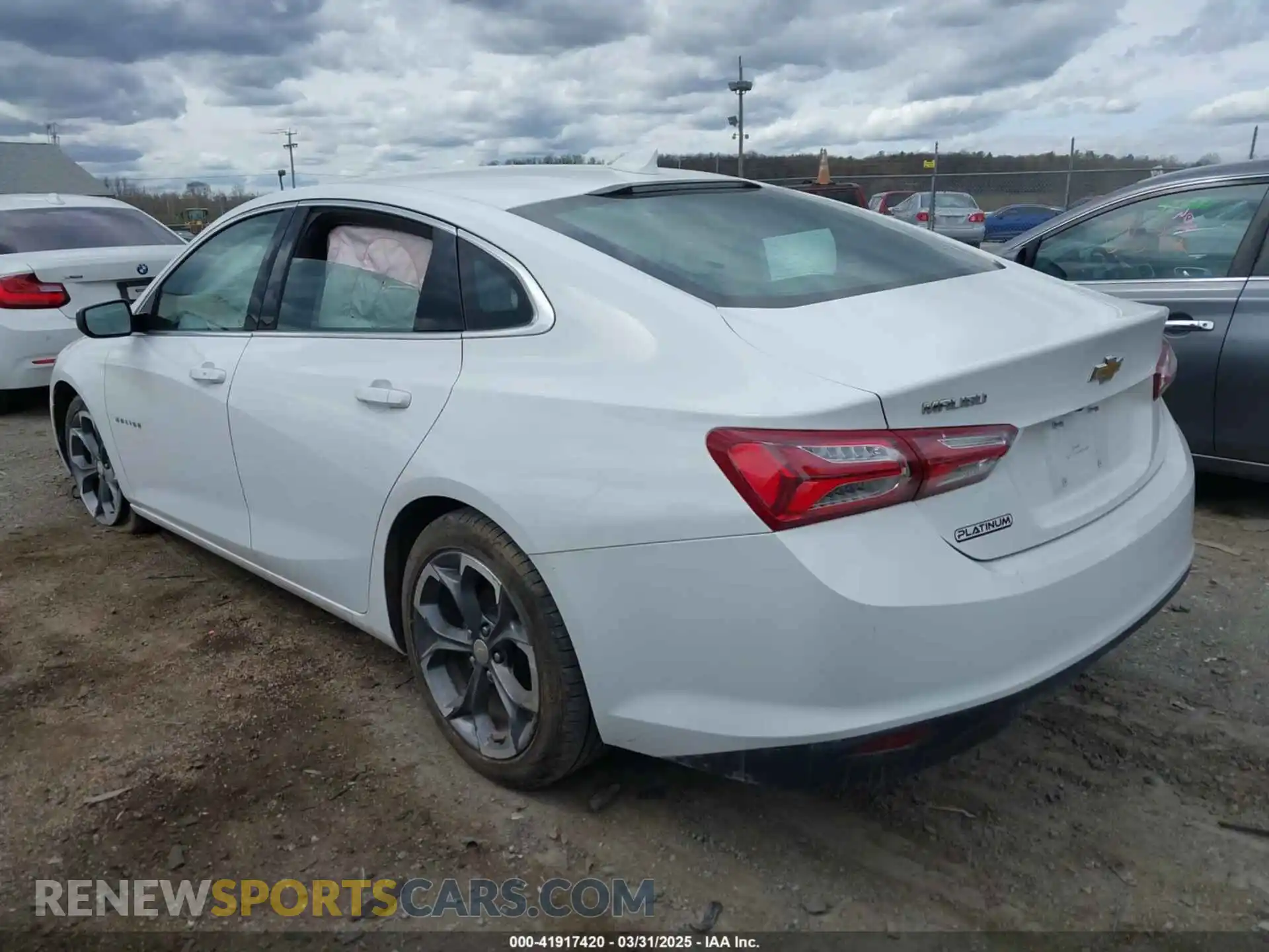 3 Photograph of a damaged car 1G1ZD5ST7MF024775 CHEVROLET MALIBU 2021
