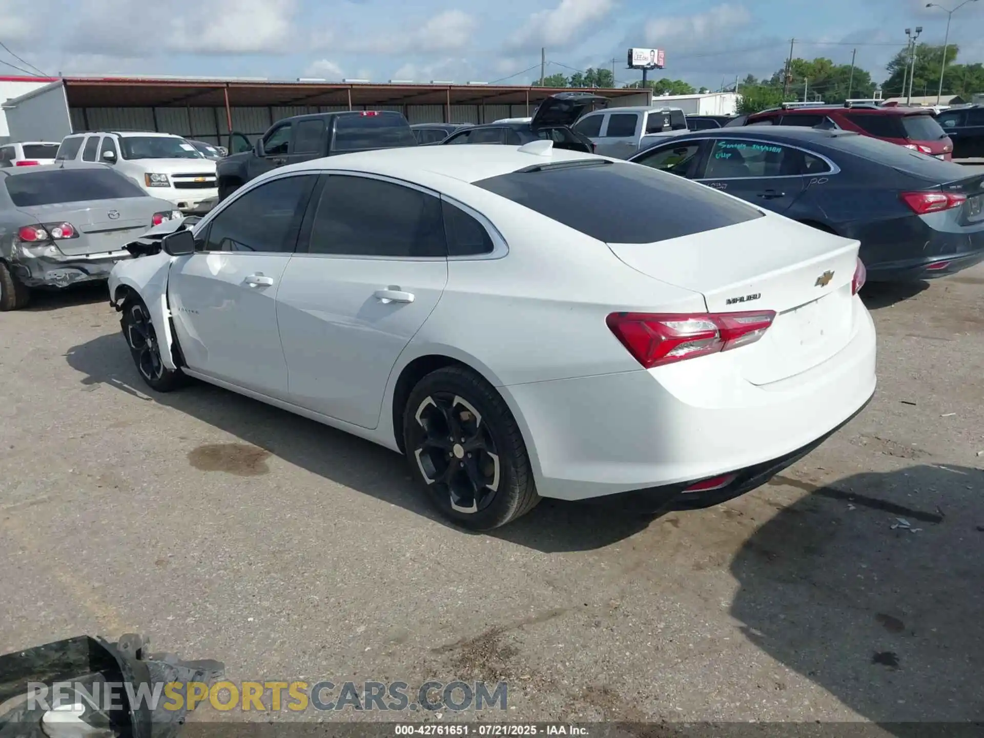 3 Photograph of a damaged car 1G1ZD5ST7MF034982 CHEVROLET MALIBU 2021