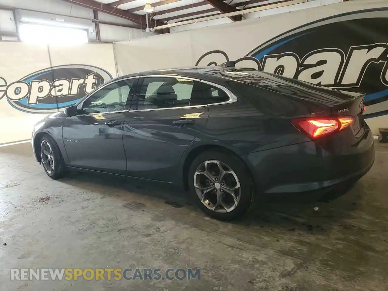 2 Photograph of a damaged car 1G1ZD5ST7MF077380 CHEVROLET MALIBU 2021
