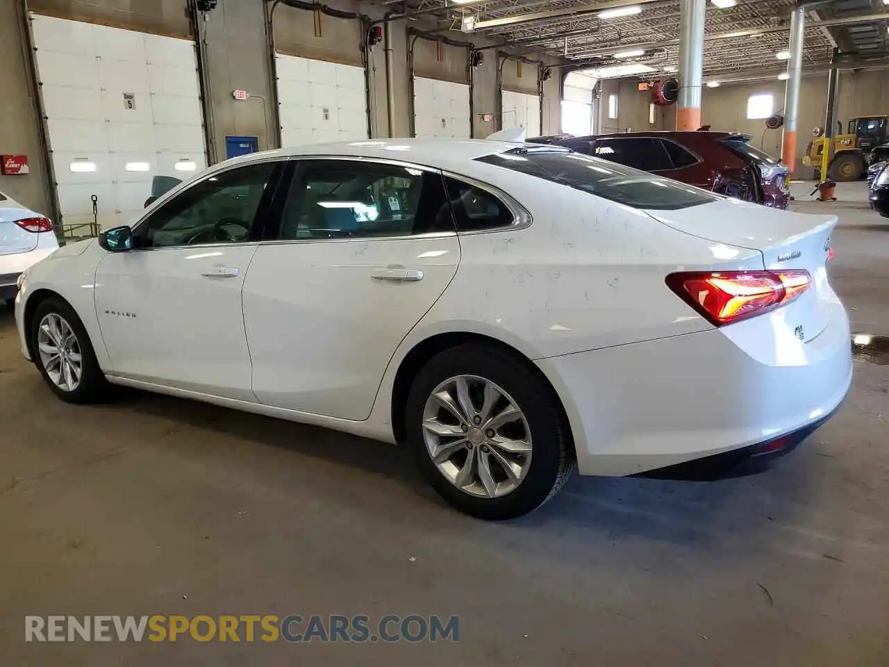 2 Photograph of a damaged car 1G1ZD5ST8MF001862 CHEVROLET MALIBU 2021