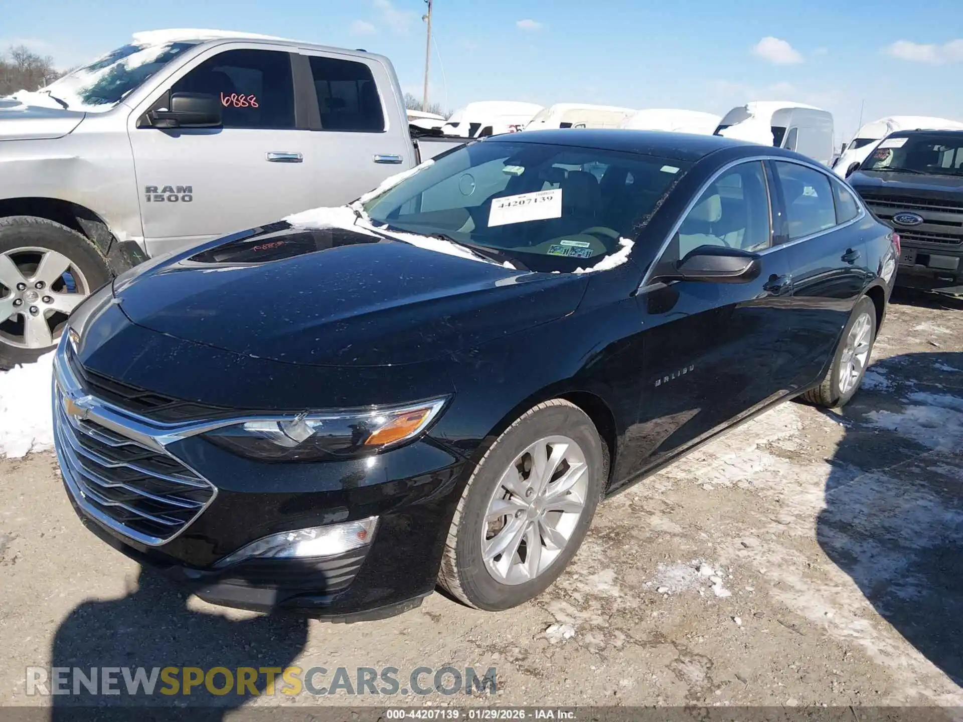 2 fotografías del automóvil dañado 1G1ZD5ST8MF010867 CHEVROLET MALIBU 2021