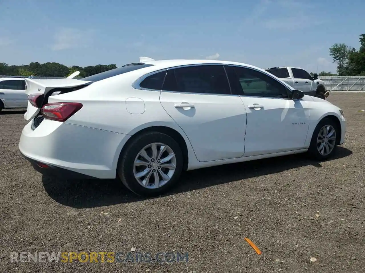 3 Photograph of a damaged car 1G1ZD5ST9MF050696 CHEVROLET MALIBU 2021