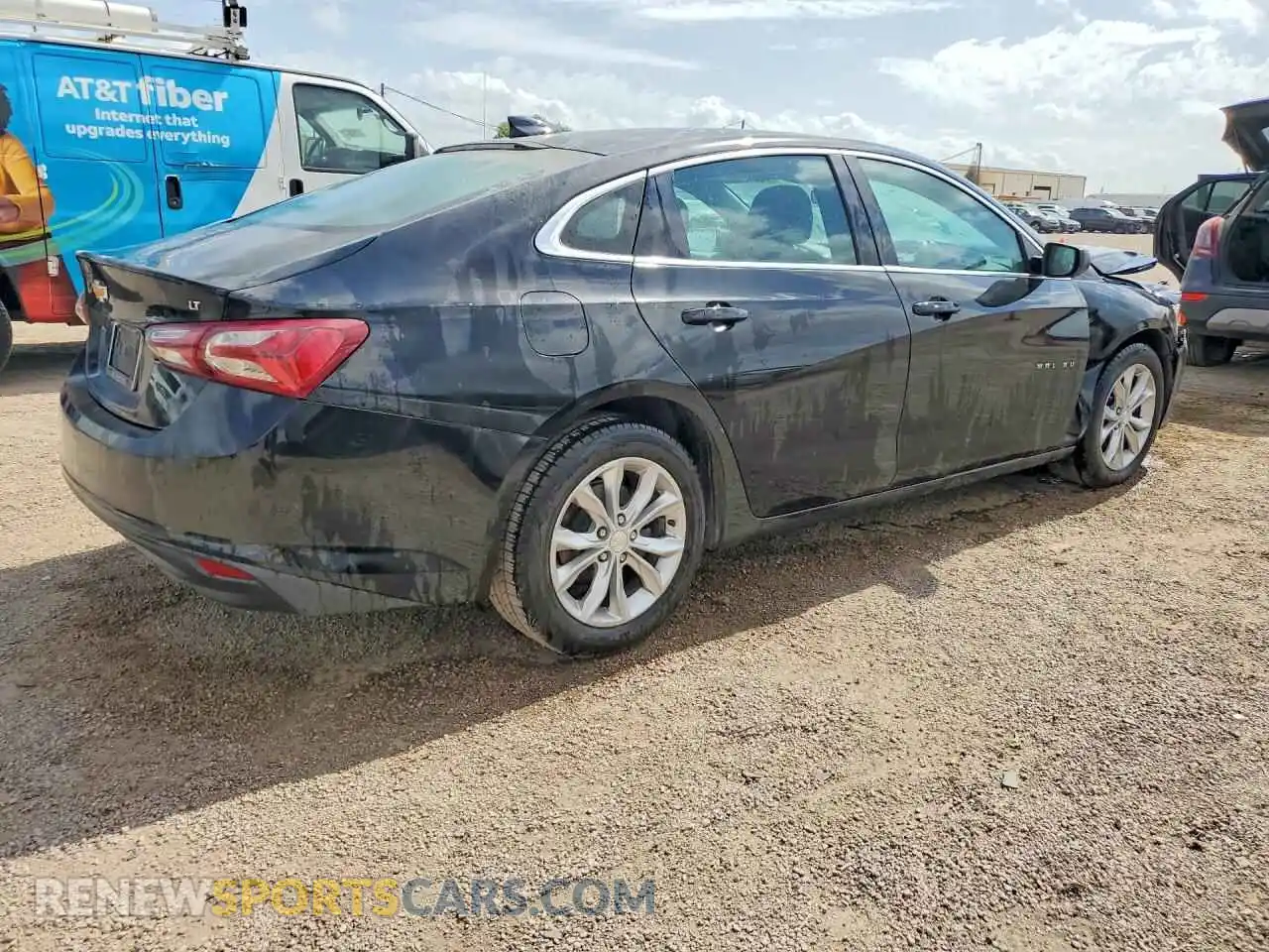 3 Фотография поврежденного автомобиля 1G1ZD5ST9MF072018 CHEVROLET MALIBU 2021