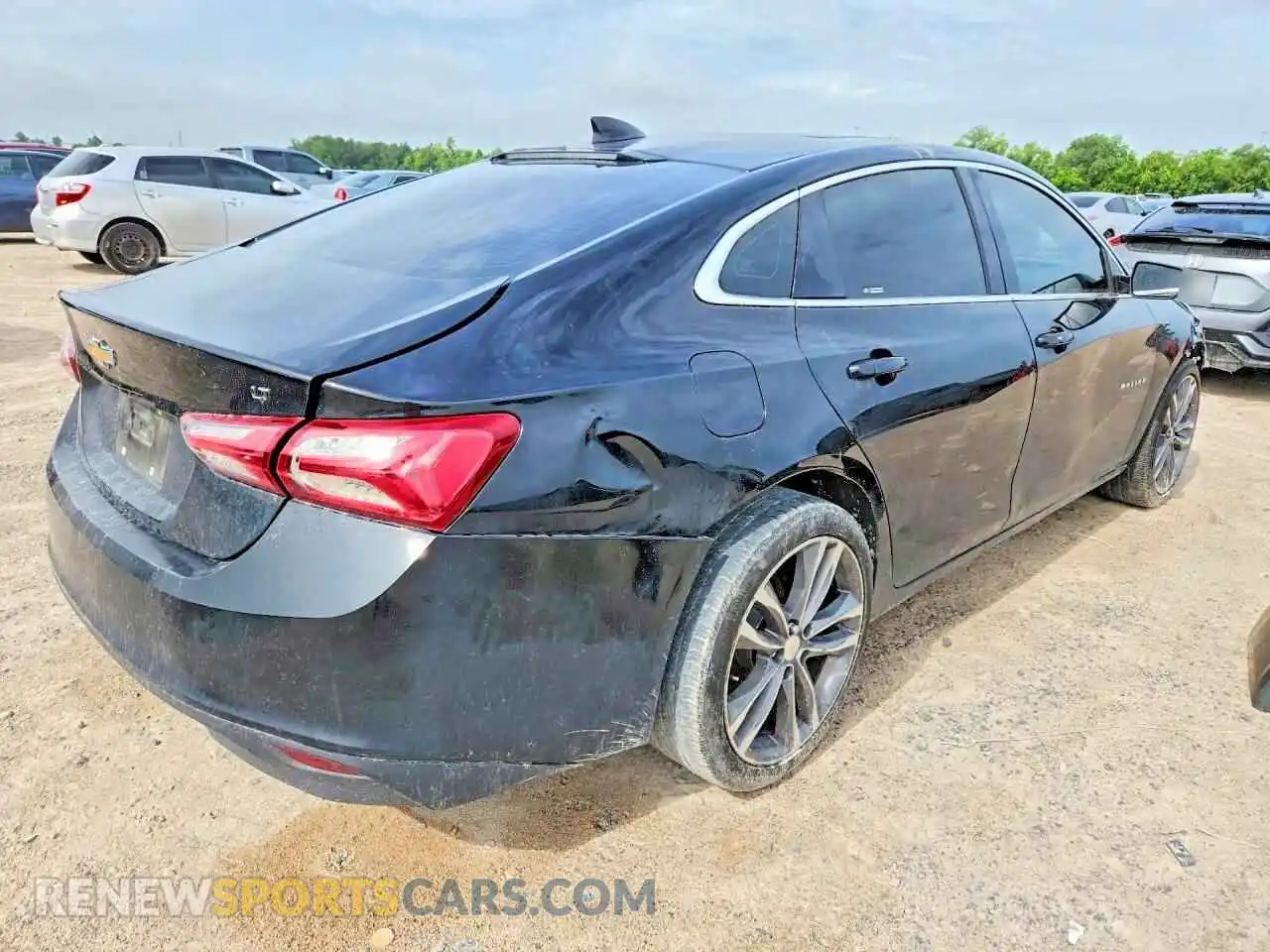 3 Фотография поврежденного автомобиля 1G1ZD5STXMF047063 CHEVROLET MALIBU 2021