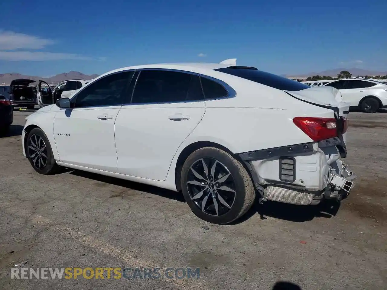 2 fotografías del automóvil dañado 1G1ZG5ST8MF030740 CHEVROLET MALIBU 2021