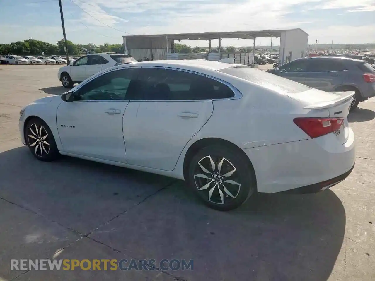 2 Photograph of a damaged car 1G1ZG5ST8MF085219 CHEVROLET MALIBU 2021