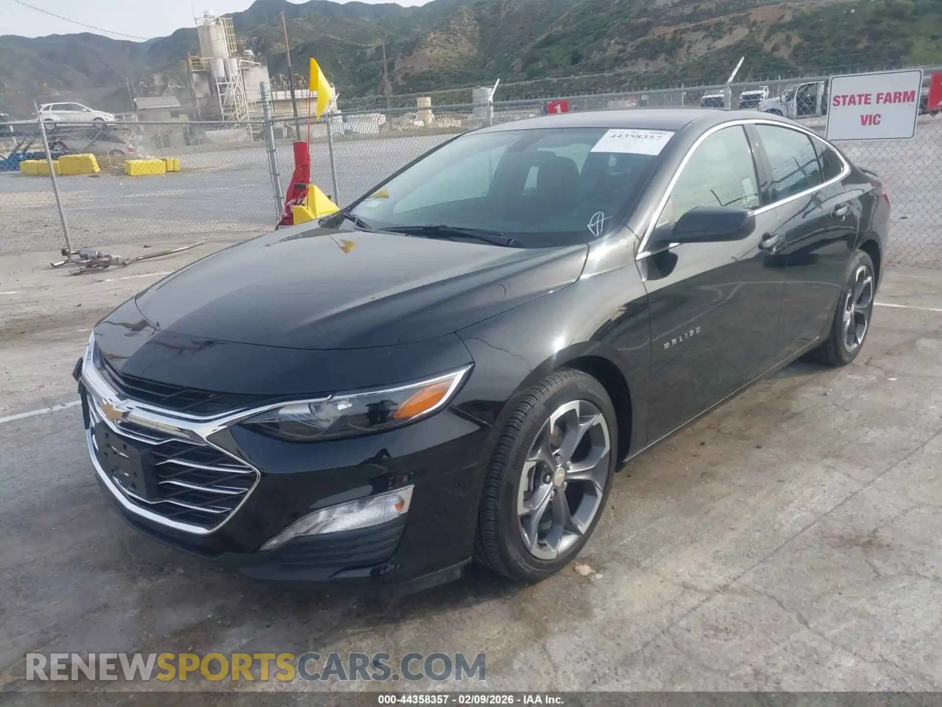 2 Photograph of a damaged car 1G1ZD5ST0NF201524 CHEVROLET MALIBU 2022