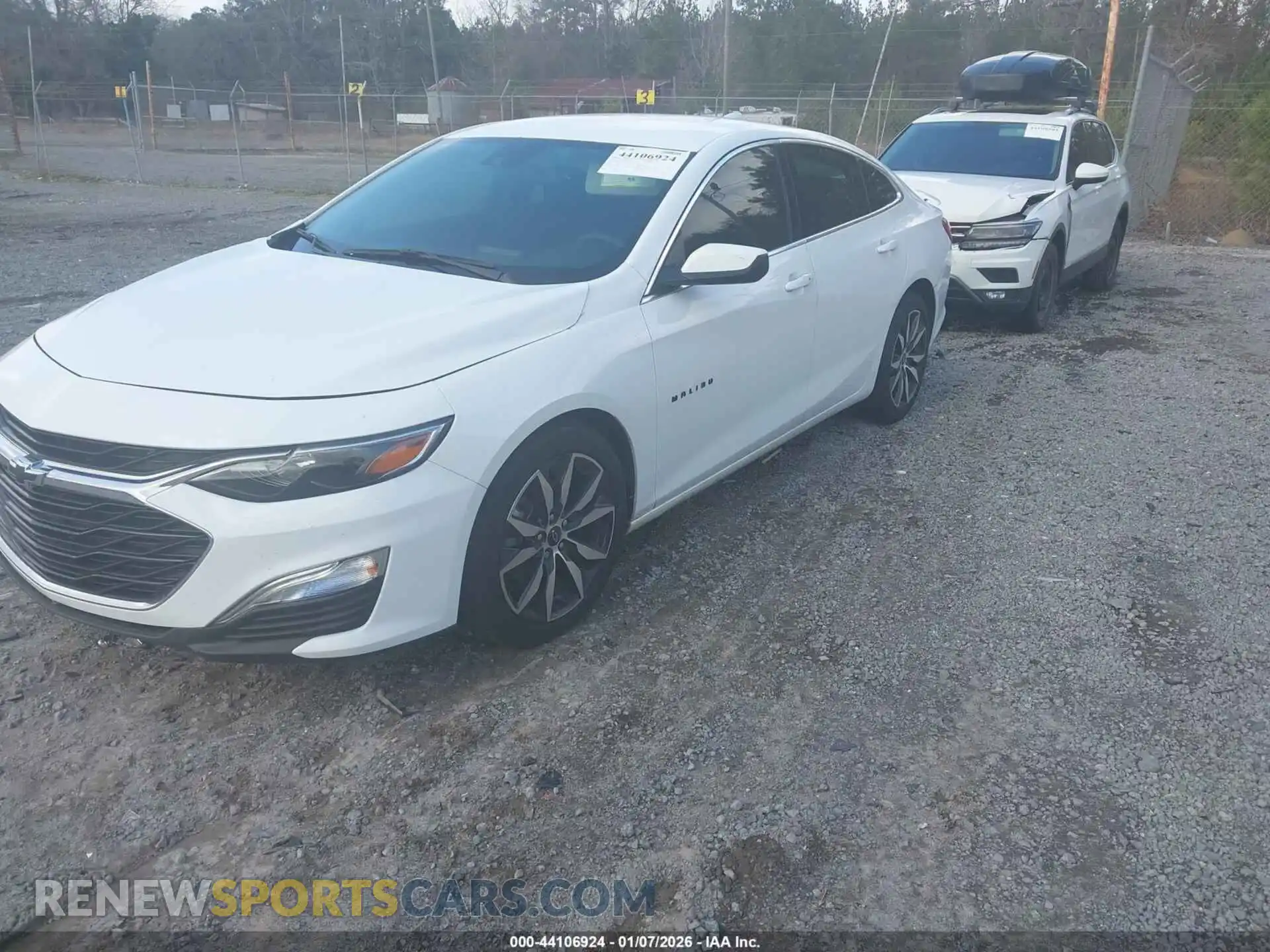 2 Photograph of a damaged car 1G1ZG5ST2RF117475 CHEVROLET MALIBU 2024