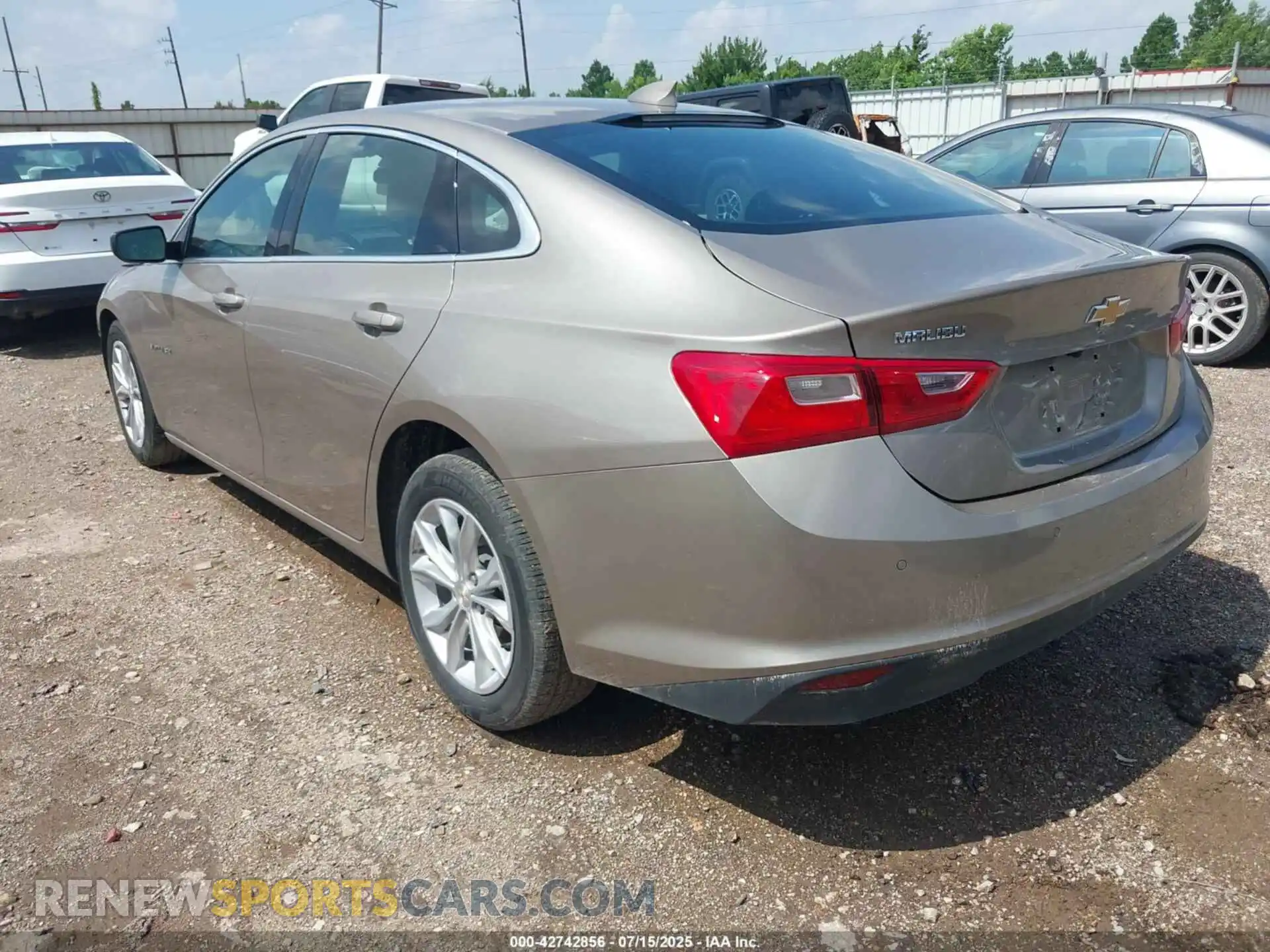 3 fotografías del automóvil dañado 1G1ZD5ST2SF124635 CHEVROLET MALIBU 2025