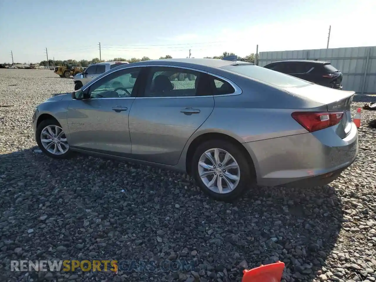 2 Фотография поврежденного автомобиля 1G1ZD5ST2SF125932 CHEVROLET MALIBU 2025