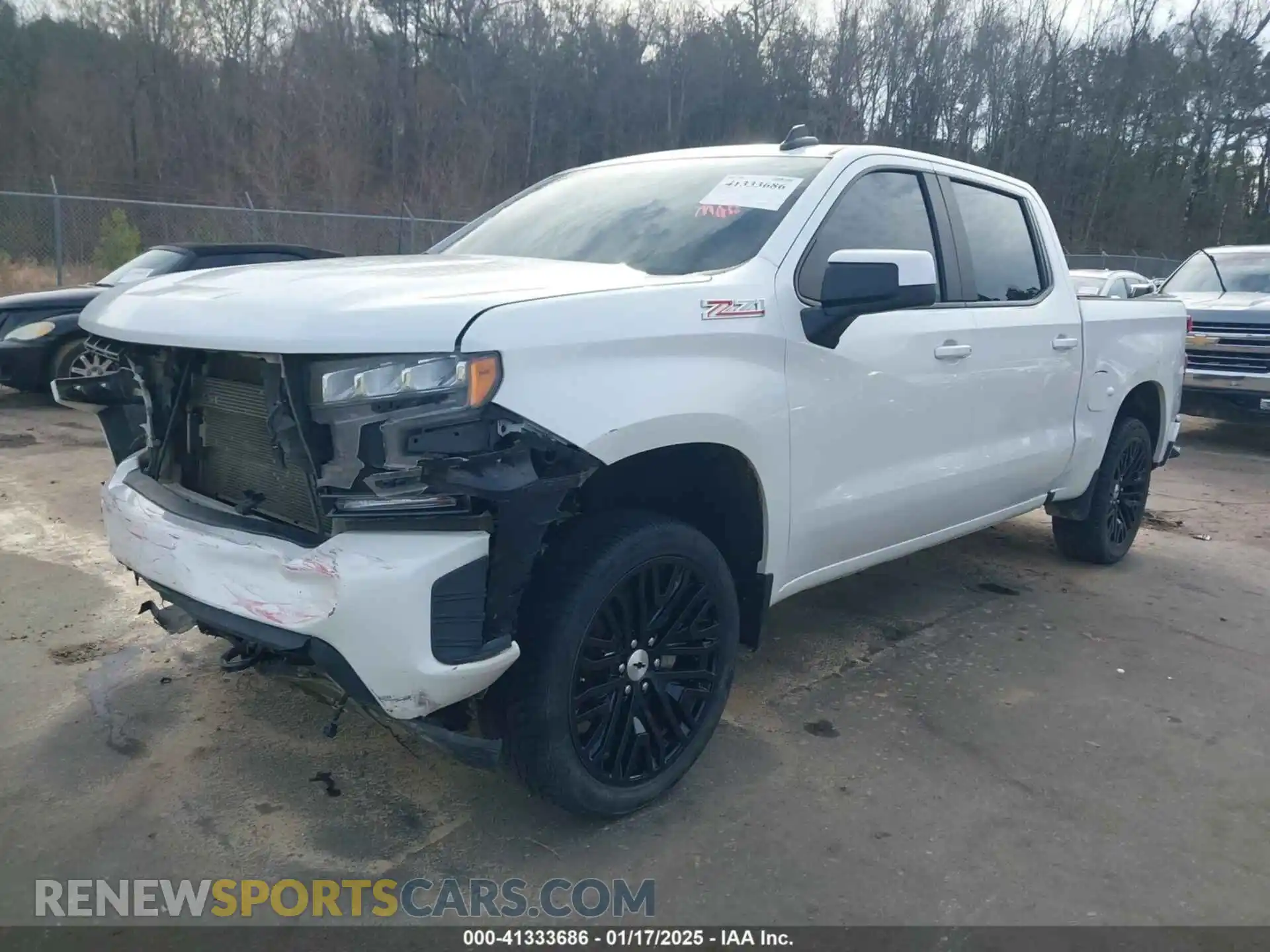 2 Photograph of a damaged car 3GCUYEEDXKG287557 CHEVROLET SILVERADO 1500 2019