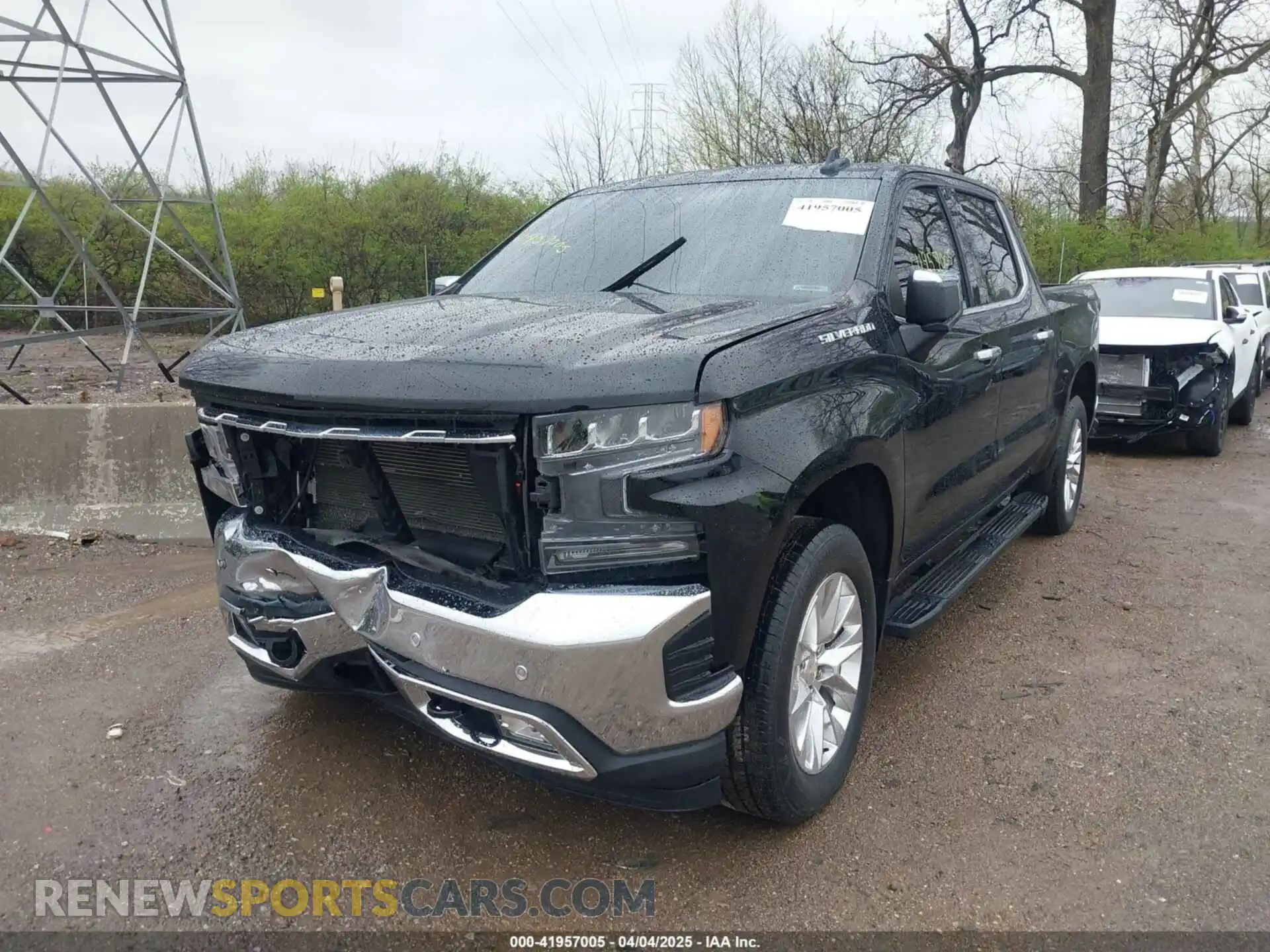 2 fotografías del automóvil dañado 3GCUYGED1KG276636 CHEVROLET SILVERADO 1500 2019