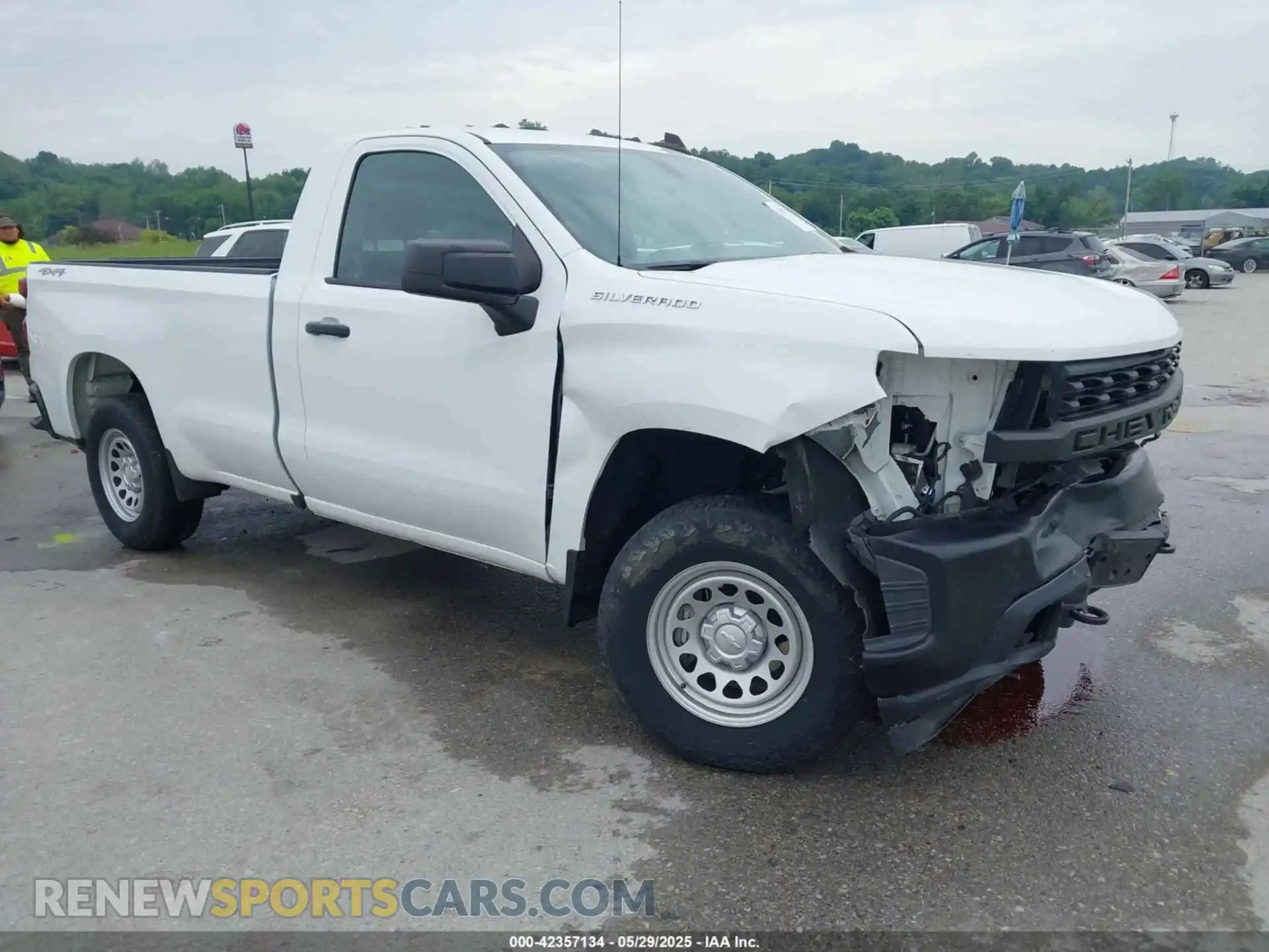 1 Photograph of a damaged car 3GCNYAEF7LG198822 CHEVROLET SILVERADO 1500 2020
