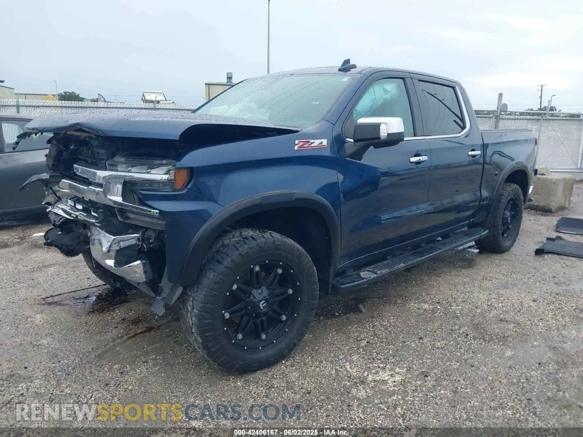 2 Photograph of a damaged car 3GCUYGED3LG433357 CHEVROLET SILVERADO 1500 2020