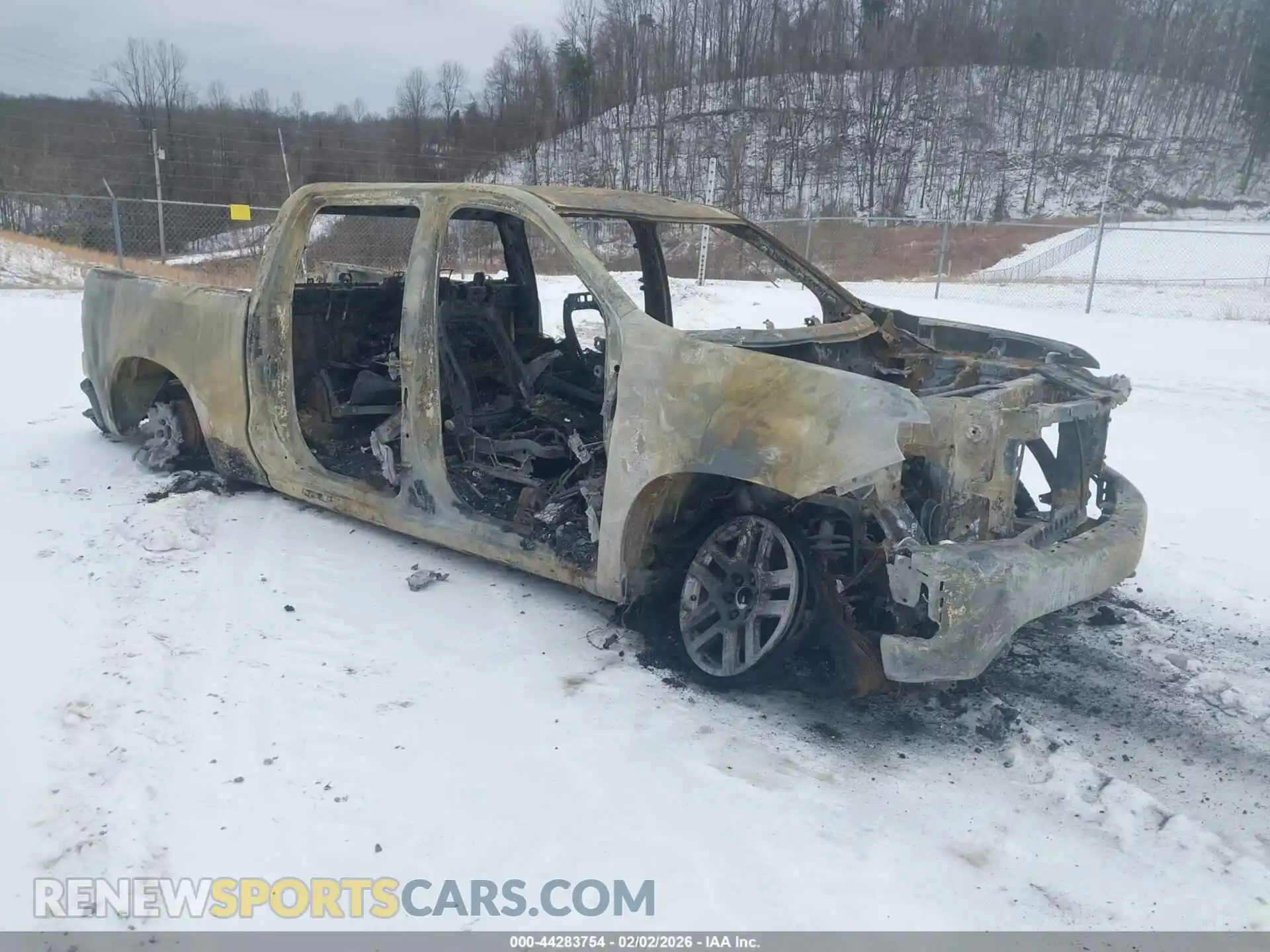 1 Photograph of a damaged car 1GCPYCEF3MZ384122 CHEVROLET SILVERADO 1500 2021