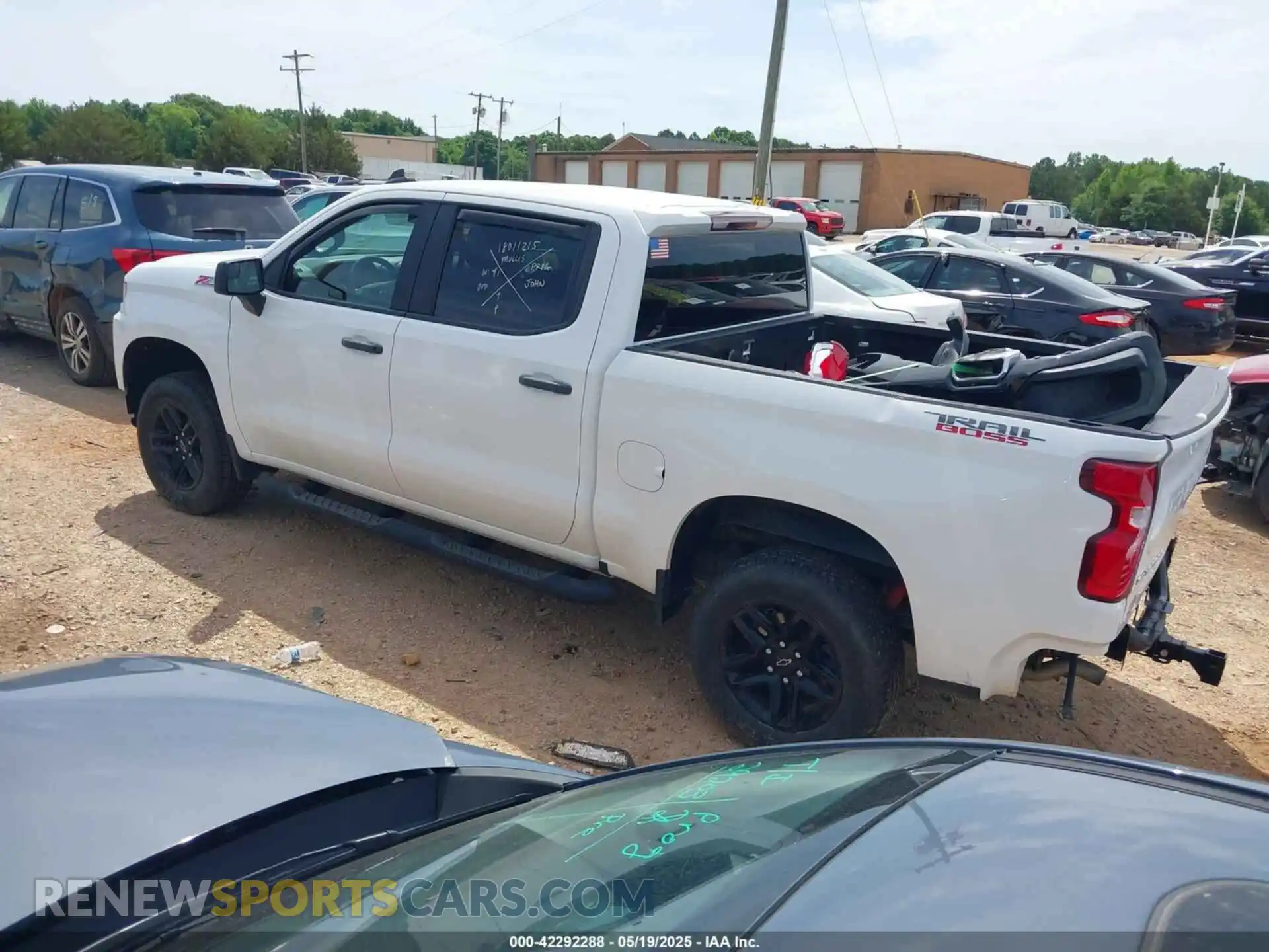 3 Photograph of a damaged car 1GCPYCEFXMZ239692 CHEVROLET SILVERADO 1500 2021