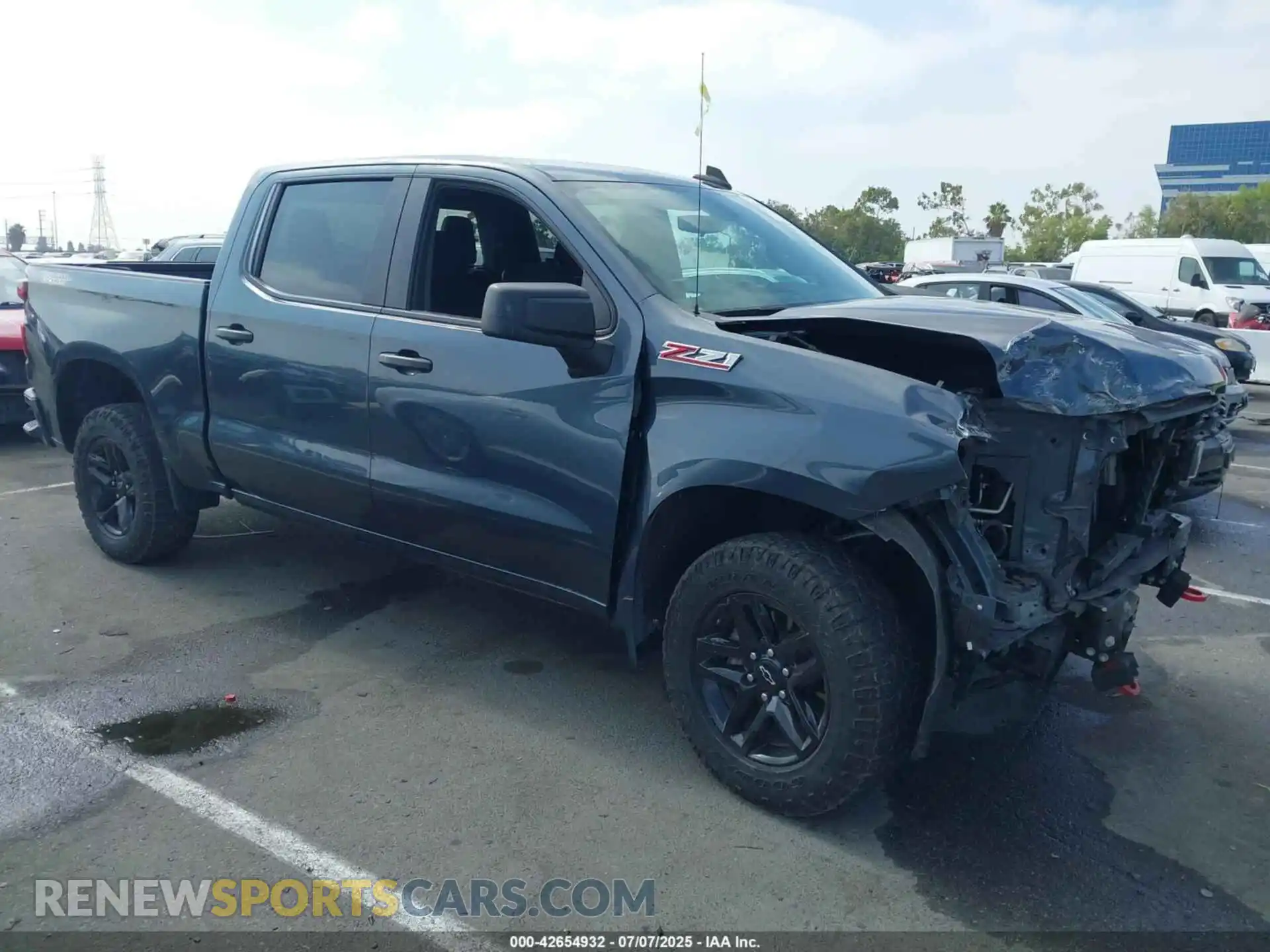 1 fotografías del automóvil dañado 1GCPYCEFXMZ449967 CHEVROLET SILVERADO 1500 2021