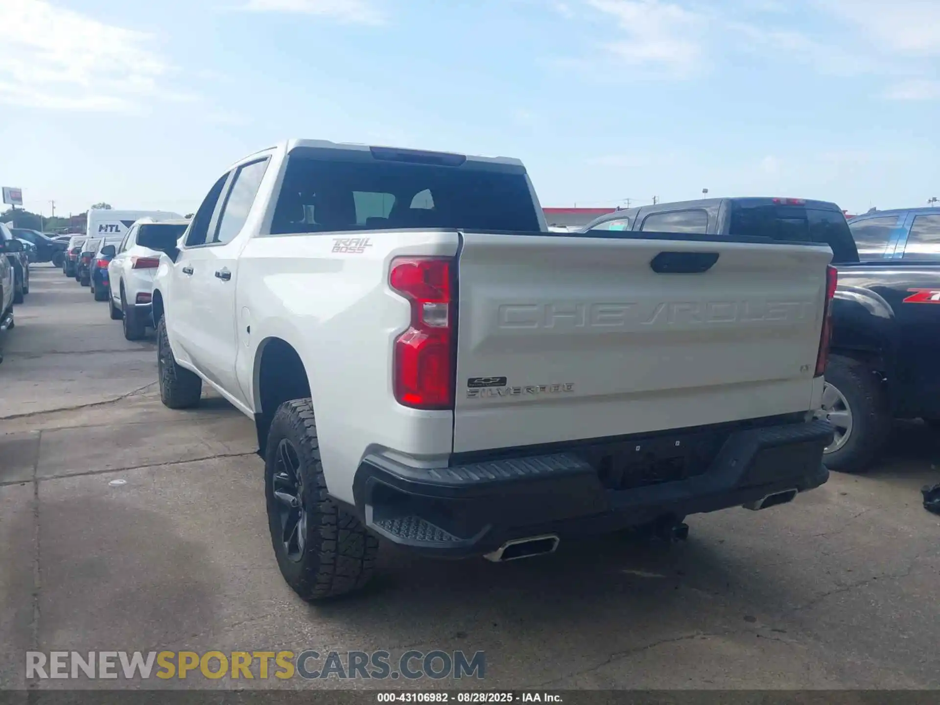 3 fotografías del automóvil dañado 1GCPYFED4MZ191459 CHEVROLET SILVERADO 1500 2021