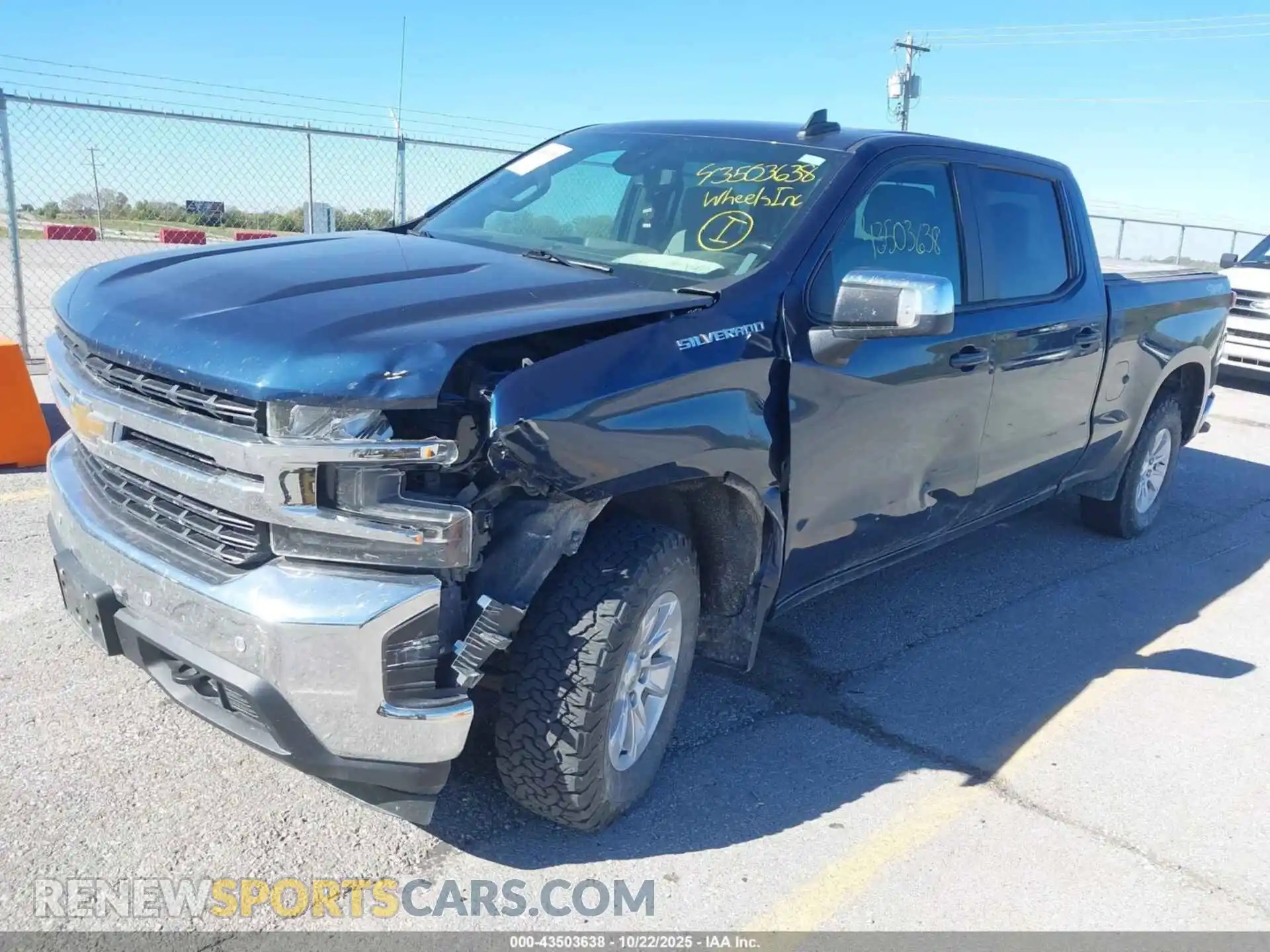 2 Photograph of a damaged car 1GCUYDED4MZ421802 CHEVROLET SILVERADO 1500 2021