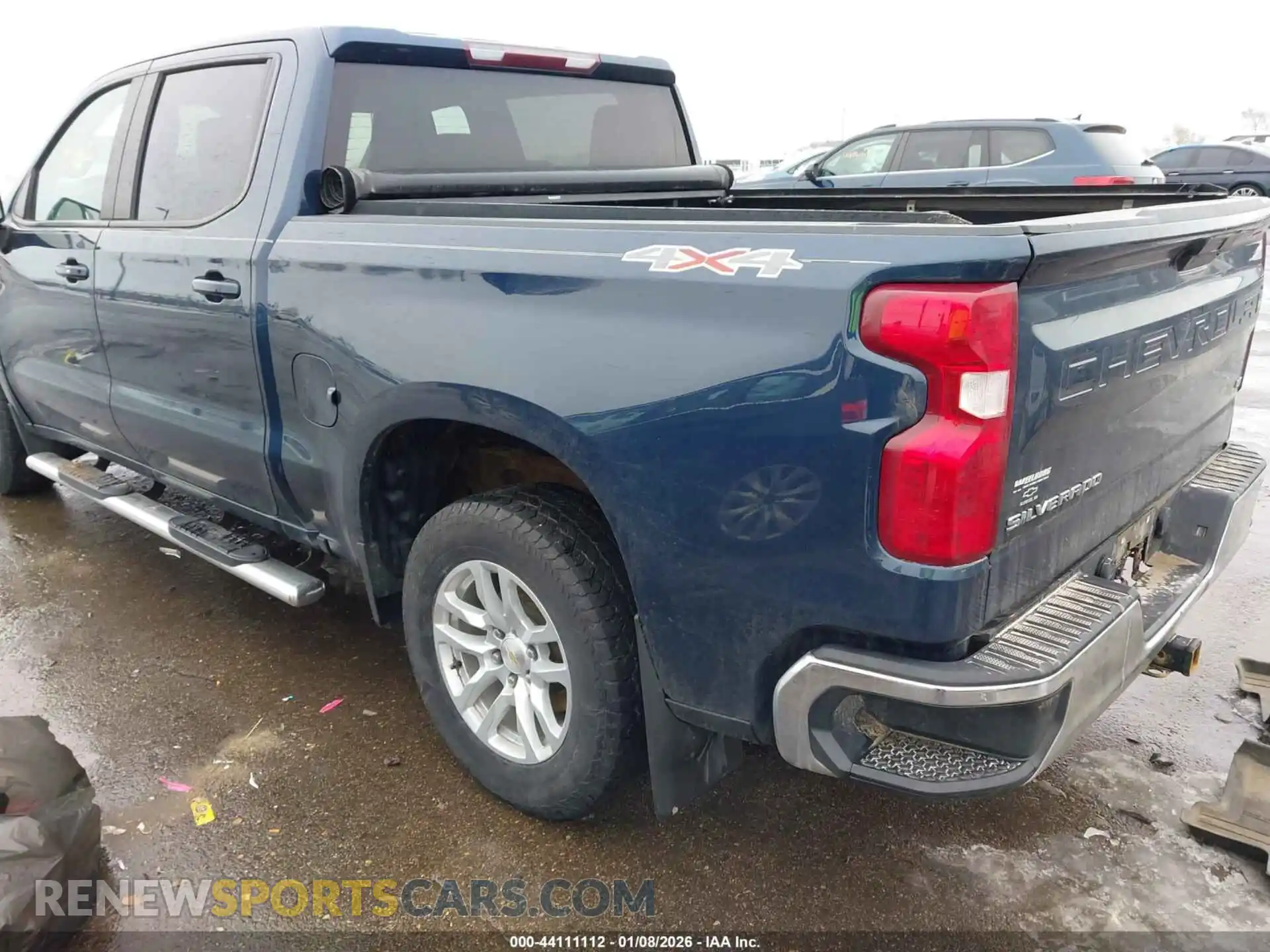 3 Photograph of a damaged car 1GCUYDED5MZ282232 CHEVROLET SILVERADO 1500 2021