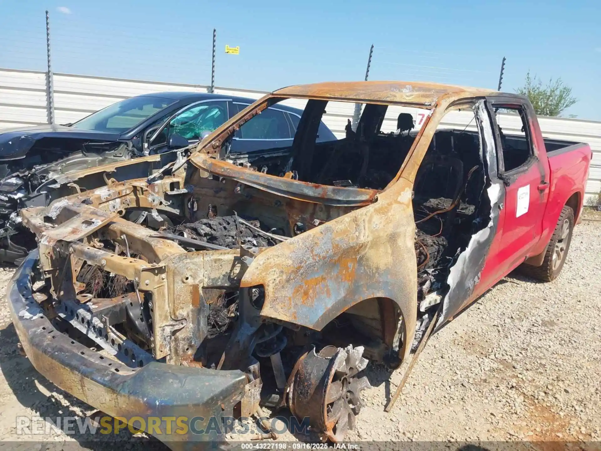 2 Photograph of a damaged car 1GCUYDED6MZ180034 CHEVROLET SILVERADO 1500 2021