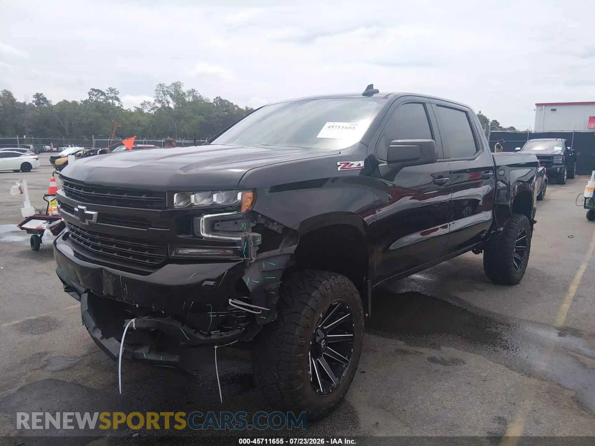 2 Фотография поврежденного автомобиля 1GCUYEED0MZ265568 CHEVROLET SILVERADO 1500 2021