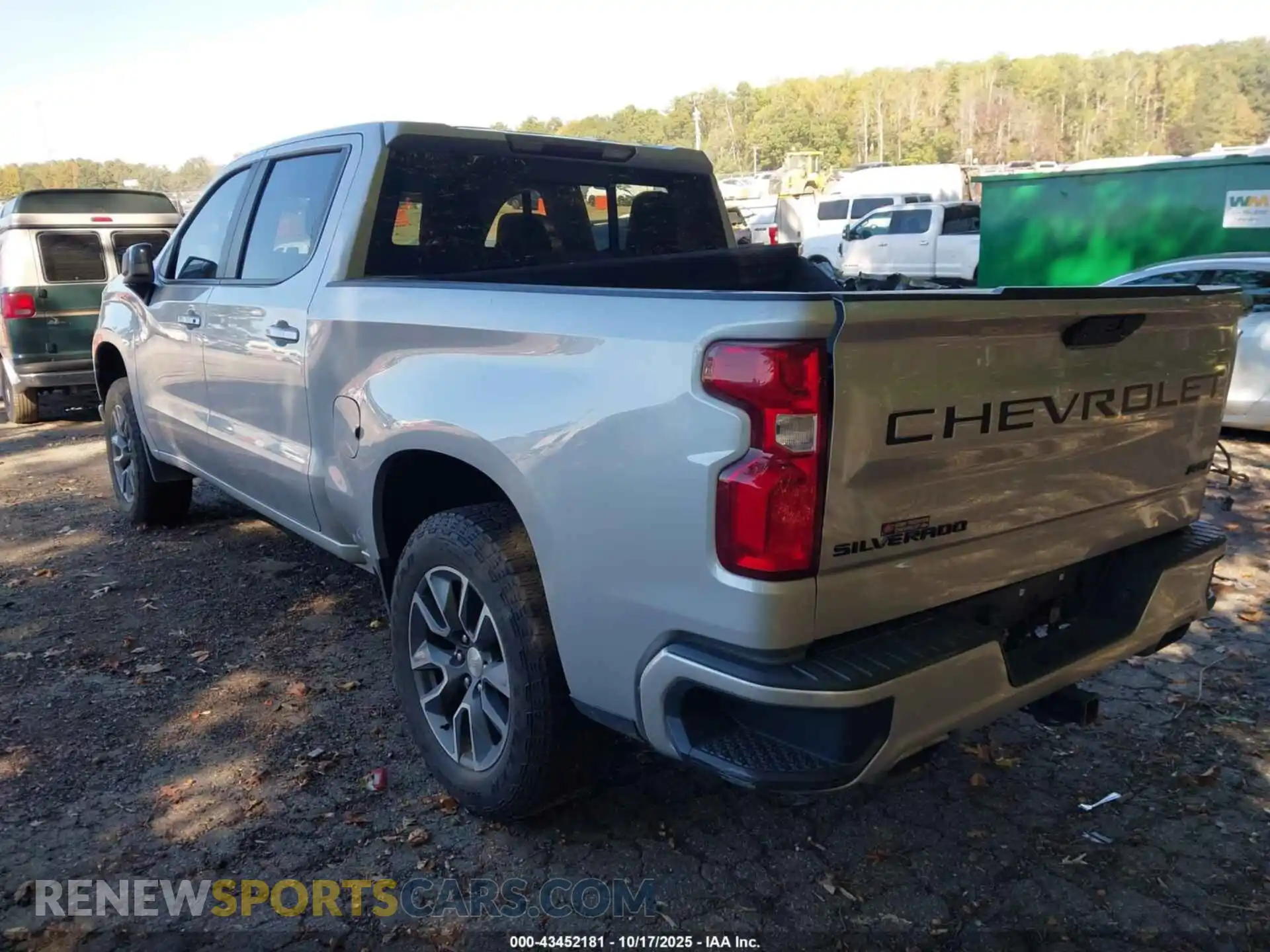 3 Фотография поврежденного автомобиля 1GCUYEED1MZ181436 CHEVROLET SILVERADO 1500 2021