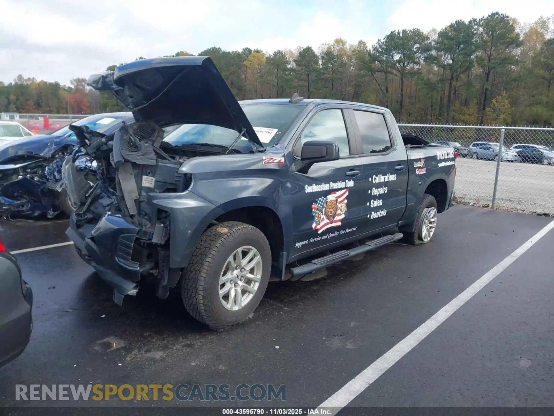 2 Photograph of a damaged car 1GCUYEED1MZ193344 CHEVROLET SILVERADO 1500 2021