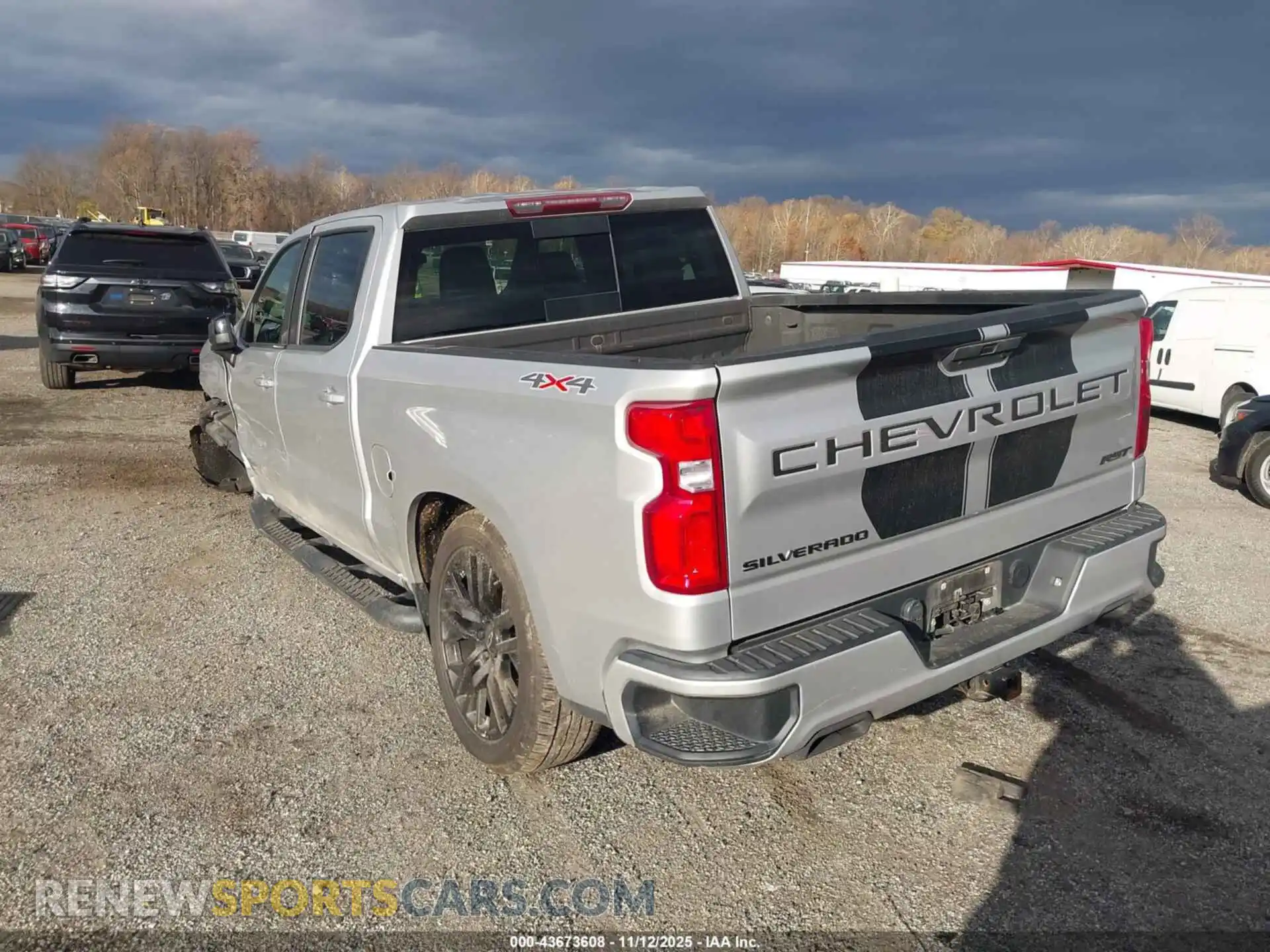 3 Фотография поврежденного автомобиля 1GCUYEED6MZ290877 CHEVROLET SILVERADO 1500 2021