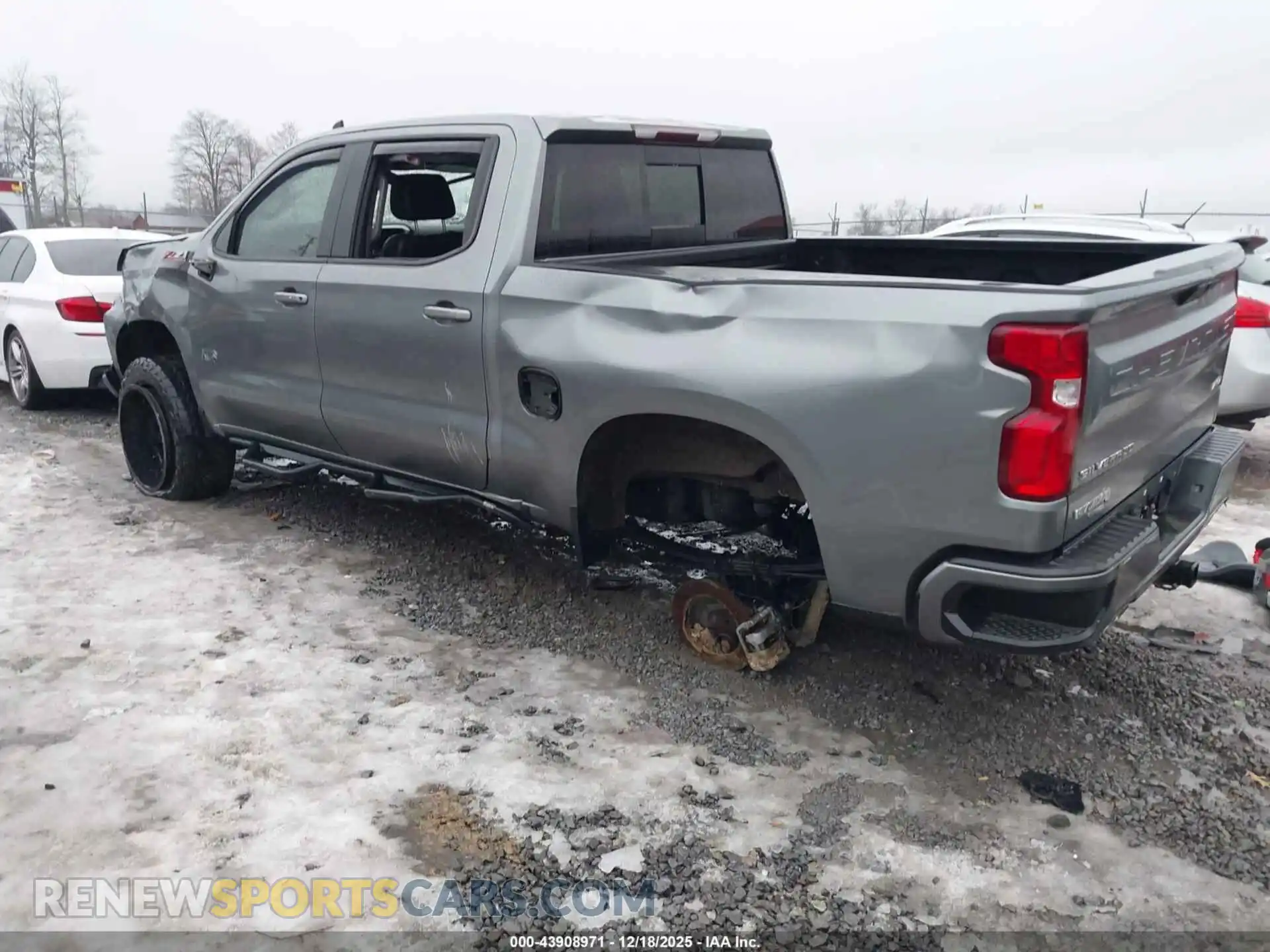 3 fotografías del automóvil dañado 1GCUYEED7MZ359432 CHEVROLET SILVERADO 1500 2021