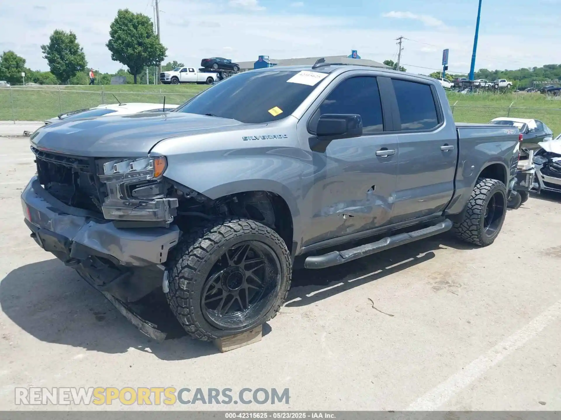 2 Photograph of a damaged car 1GCUYEEDXMZ127679 CHEVROLET SILVERADO 1500 2021