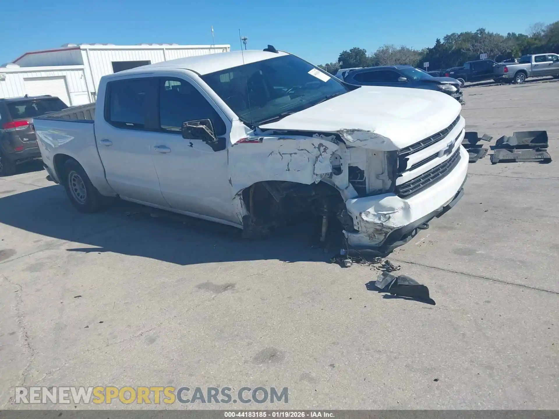1 Фотография поврежденного автомобиля 1GCUYEEDXMZ415010 CHEVROLET SILVERADO 1500 2021