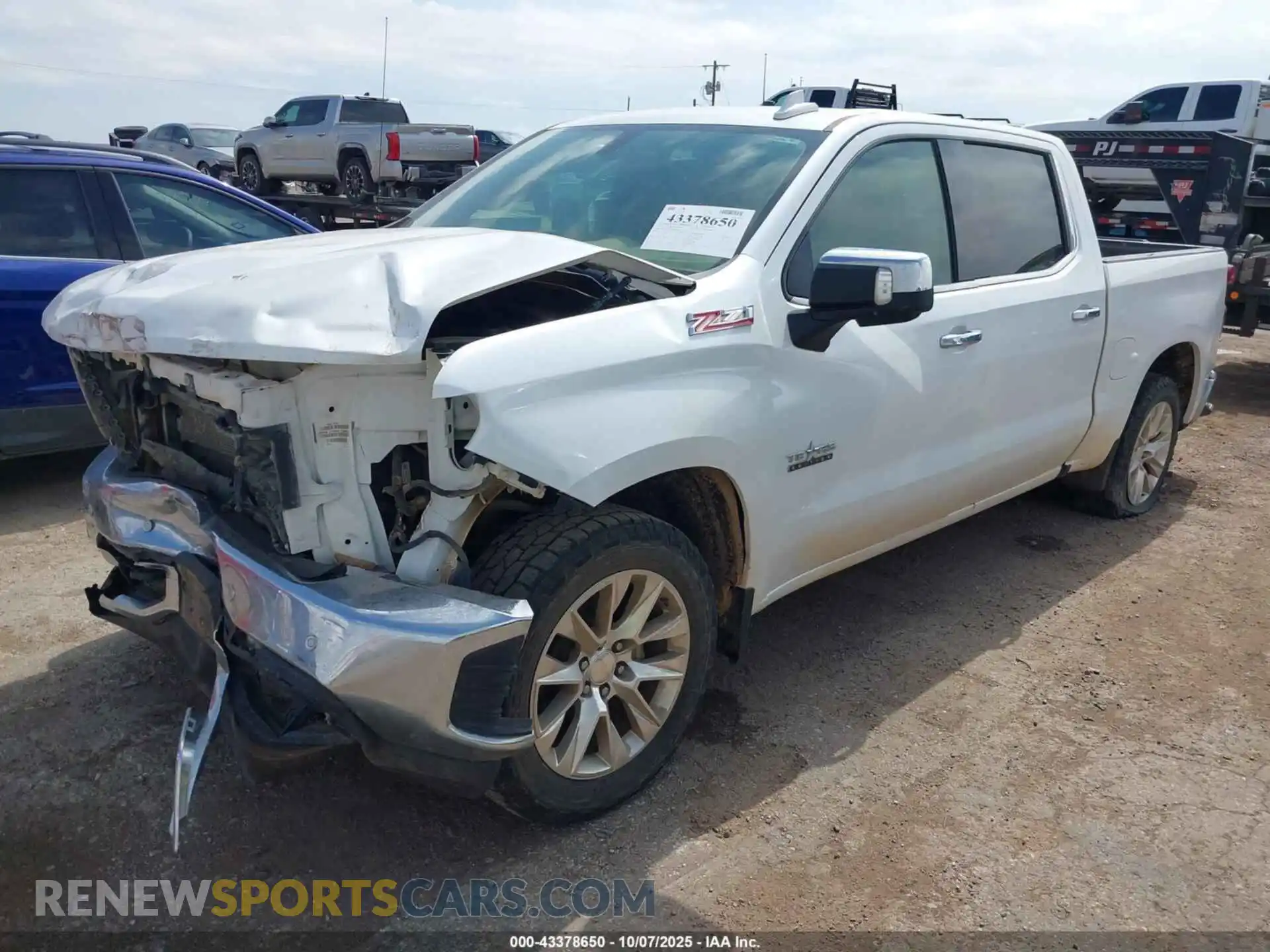 2 Photograph of a damaged car 1GCUYGED1MZ185076 CHEVROLET SILVERADO 1500 2021
