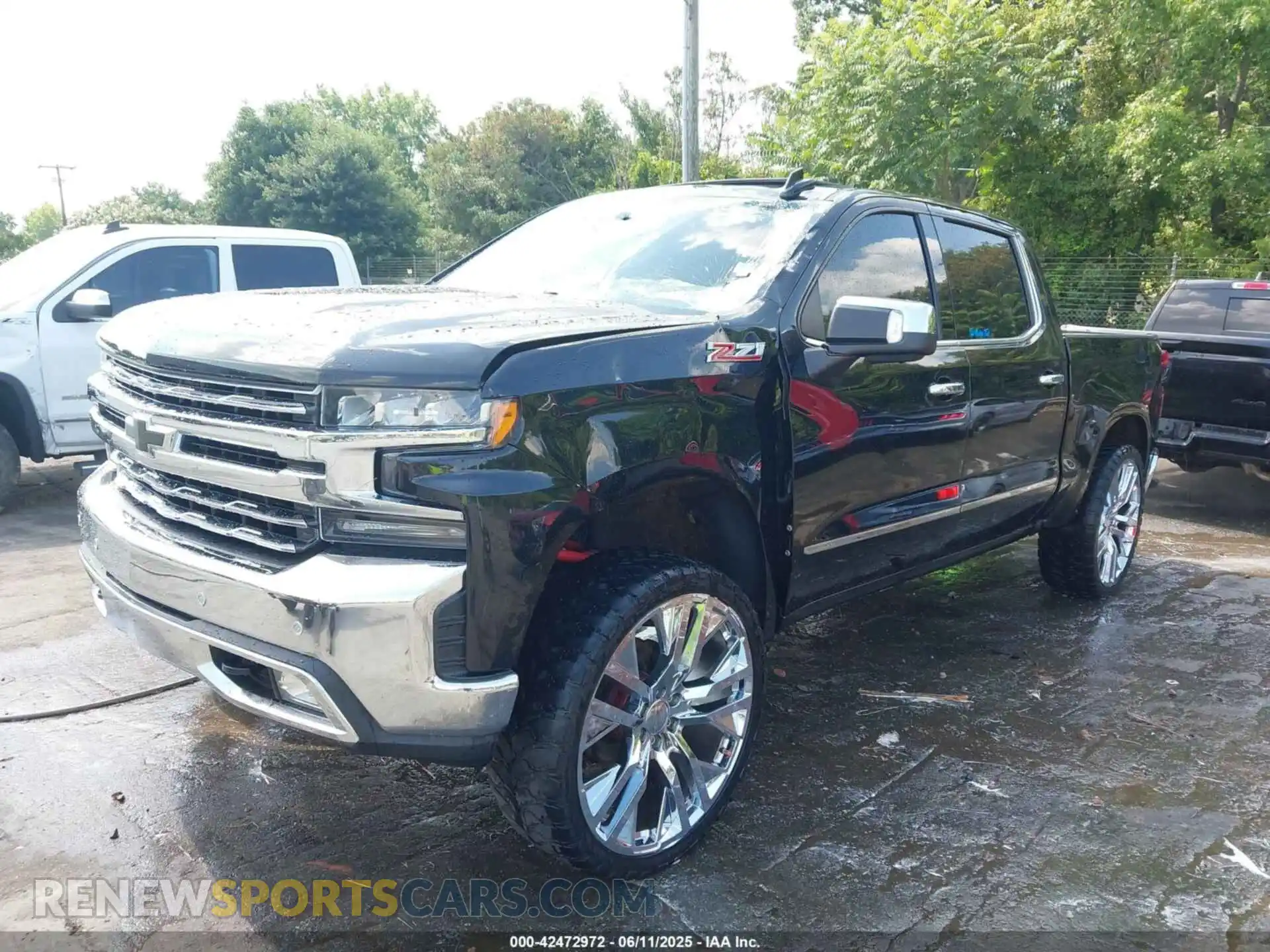 2 Photograph of a damaged car 1GCUYGED2MZ237038 CHEVROLET SILVERADO 1500 2021