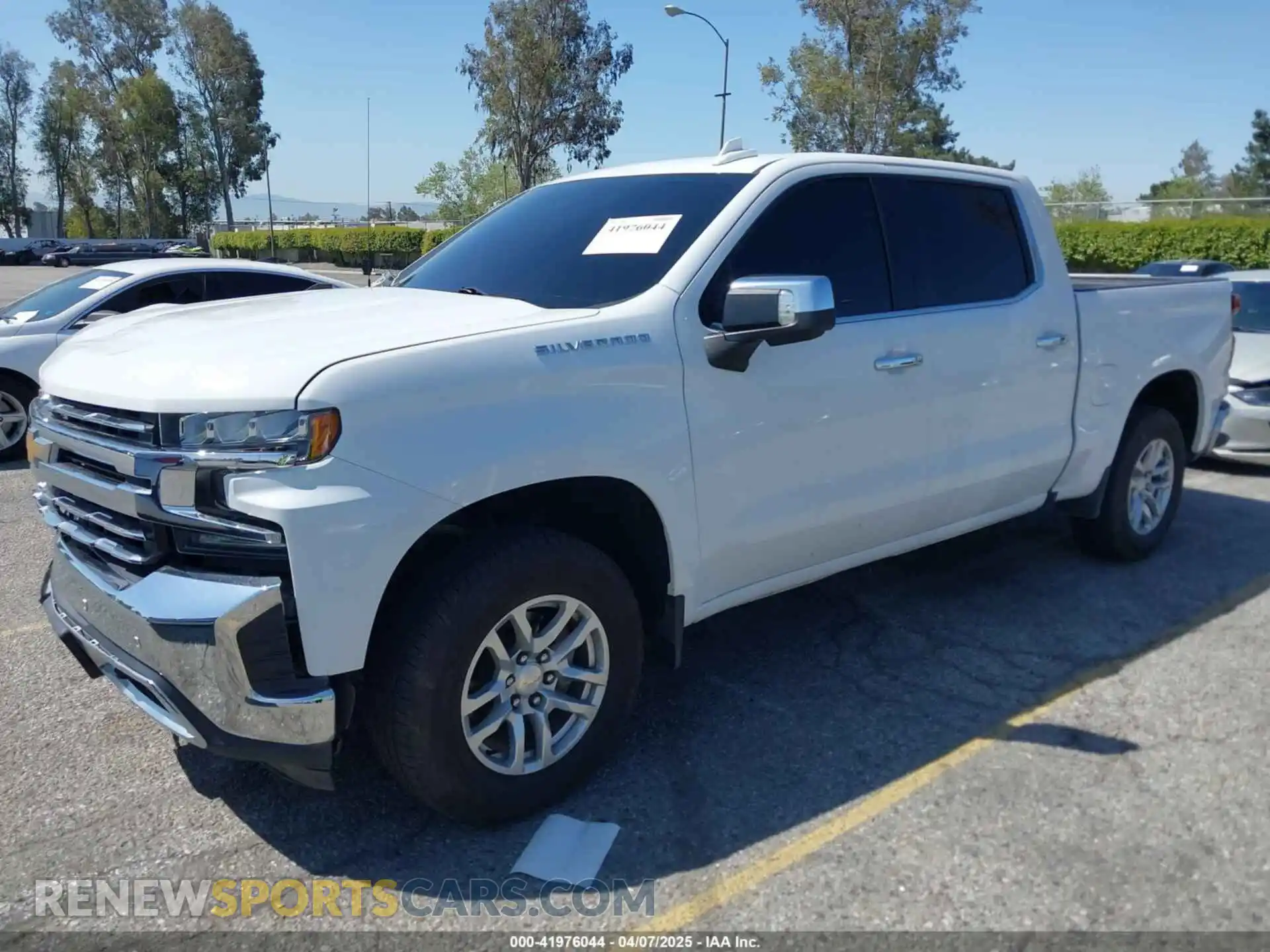 2 Photograph of a damaged car 1GCUYGEDXMZ202215 CHEVROLET SILVERADO 1500 2021