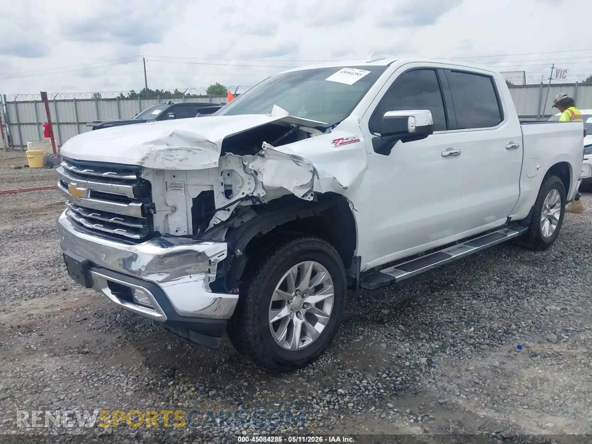 2 Photograph of a damaged car 1GCUYGETXMZ307618 CHEVROLET SILVERADO 1500 2021