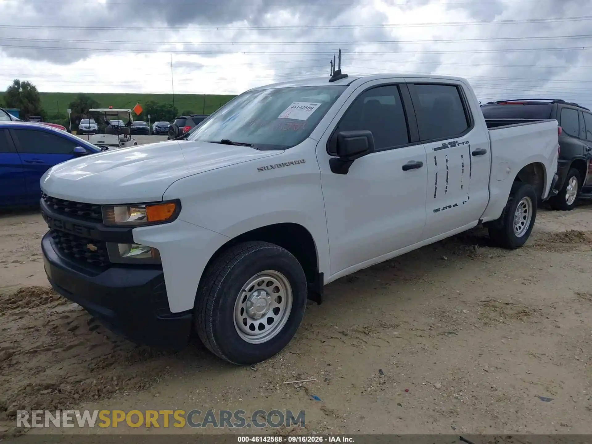 2 Photograph of a damaged car 3GCPWAEF6MG425532 CHEVROLET SILVERADO 1500 2021