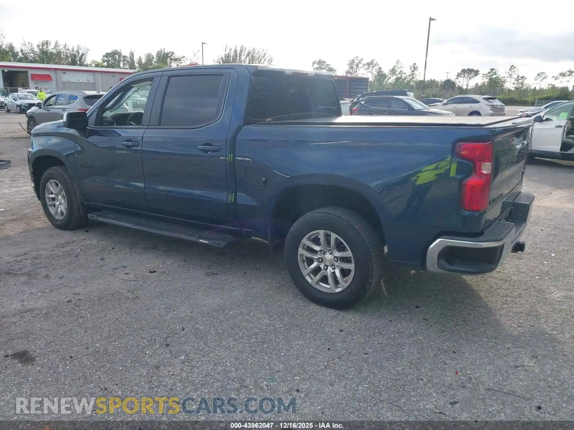 3 Photograph of a damaged car 3GCPWCED4MG204263 CHEVROLET SILVERADO 1500 2021