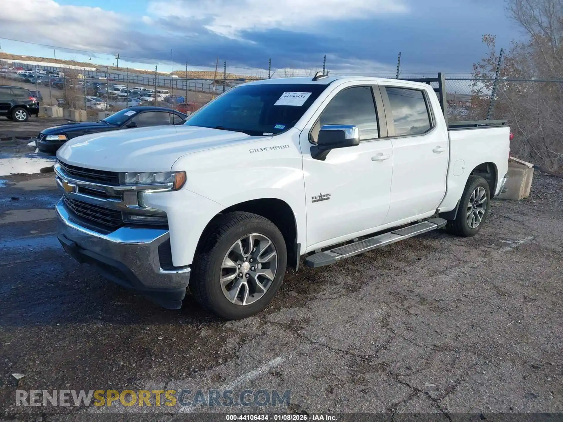 2 Photograph of a damaged car 3GCPWCED5MG380433 CHEVROLET SILVERADO 1500 2021