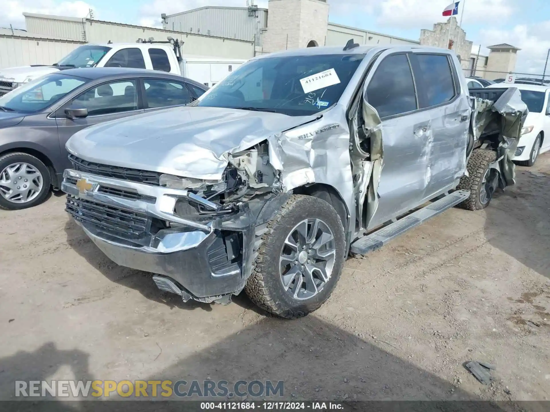 2 Photograph of a damaged car 3GCPWCED6MG310455 CHEVROLET SILVERADO 1500 2021