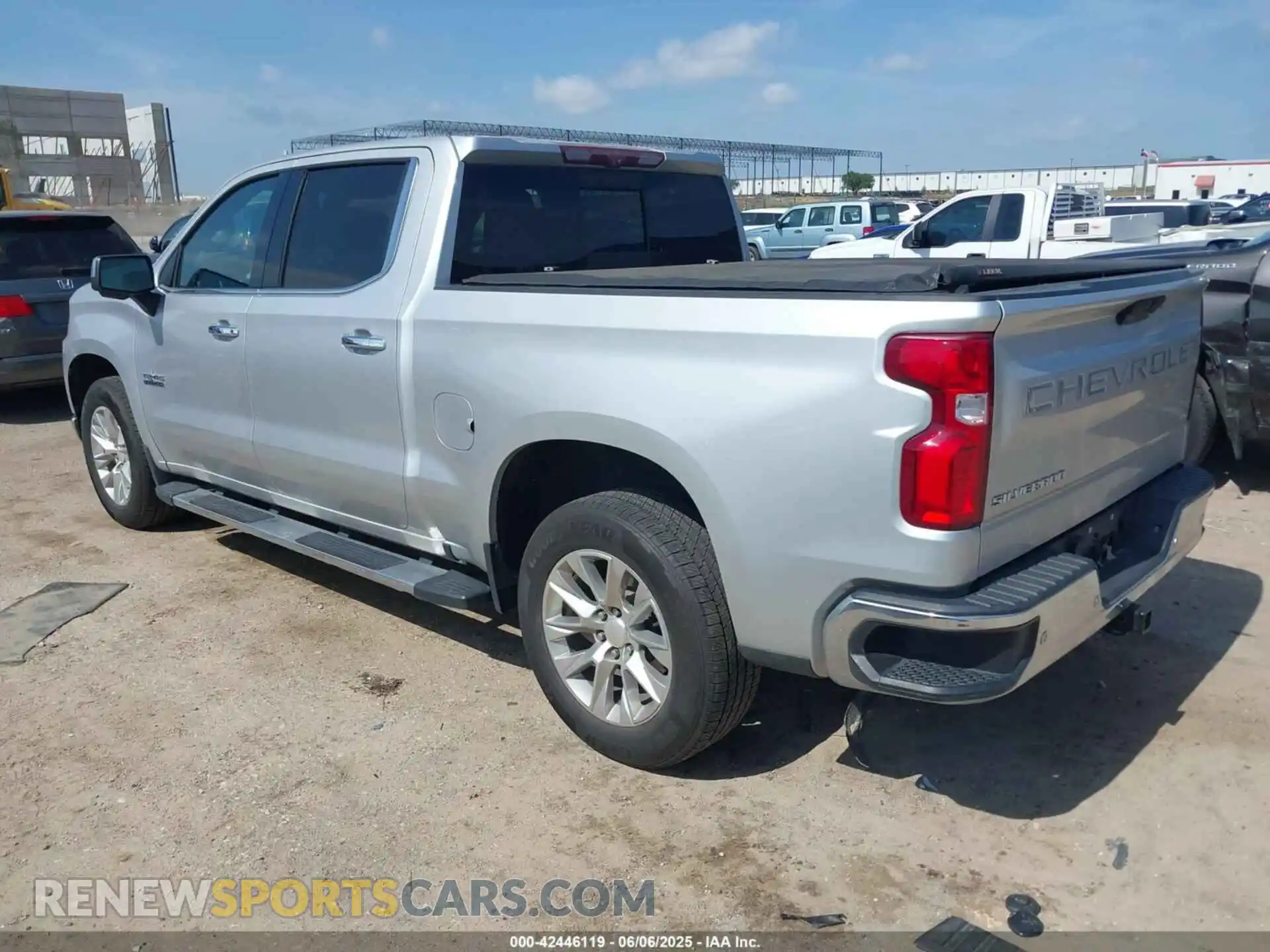 3 Photograph of a damaged car 3GCPWEED6MG211632 CHEVROLET SILVERADO 1500 2021